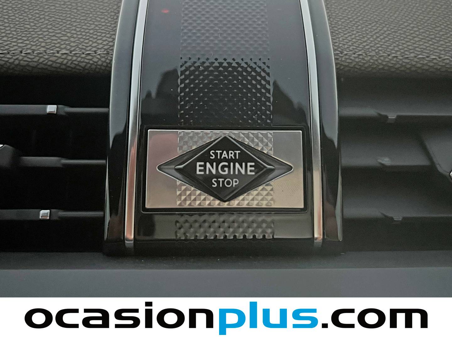 Foto DS DS 7 Crossback DS DS7 Crossback PureTech 130 Bastille+ AT (131 CV)