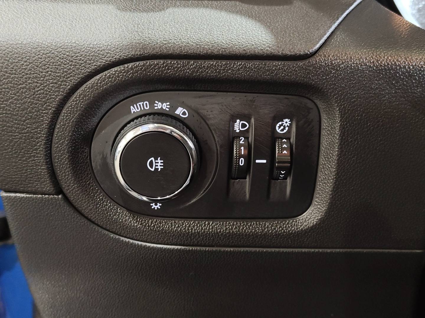 Foto Opel Grandland X Opel Grandland X 1.6 CDTi Excellence (120 CV)