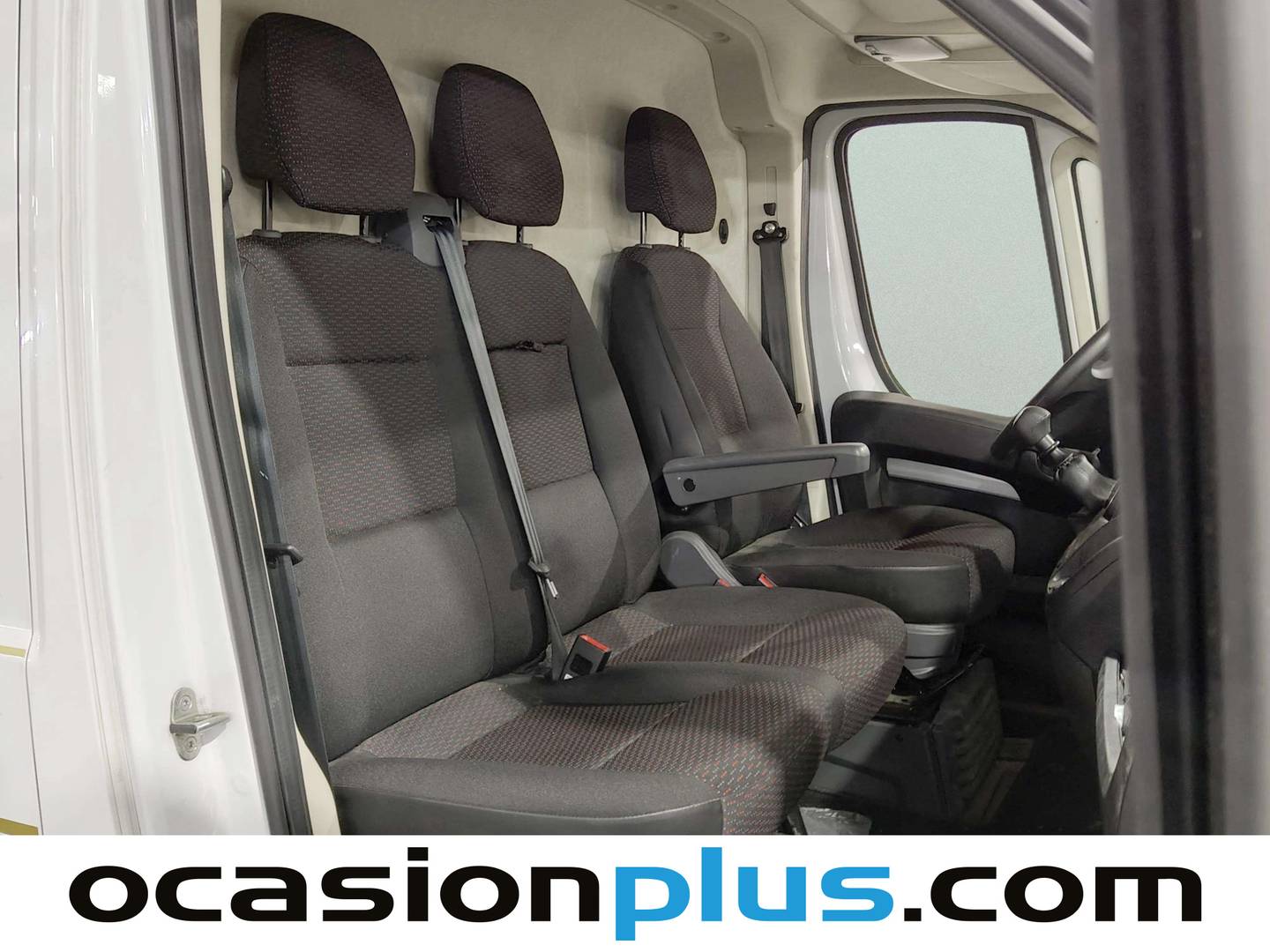 Fotos maletero Peugeot Boxer Peugeot Boxer Furgon BlueHDi 140 S&S 335 L3H2 (140 CV)