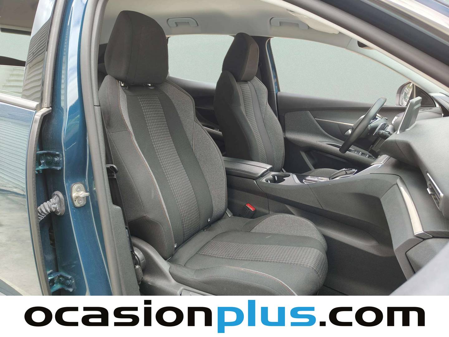 Peugeot 3008 Peugeot 3008 BlueHDi 130 S&S Active Pack EAT8 (130 CV) automático