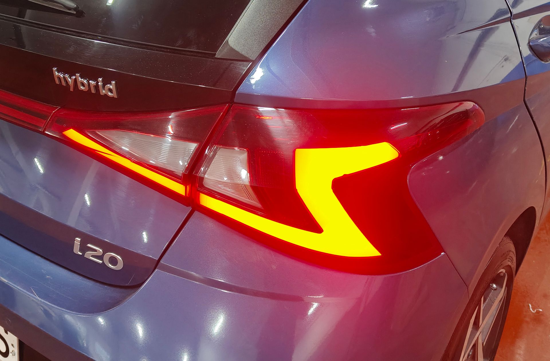 Hyundai i20 1.0 T-GDi 48V Tecno DCT - foto 15