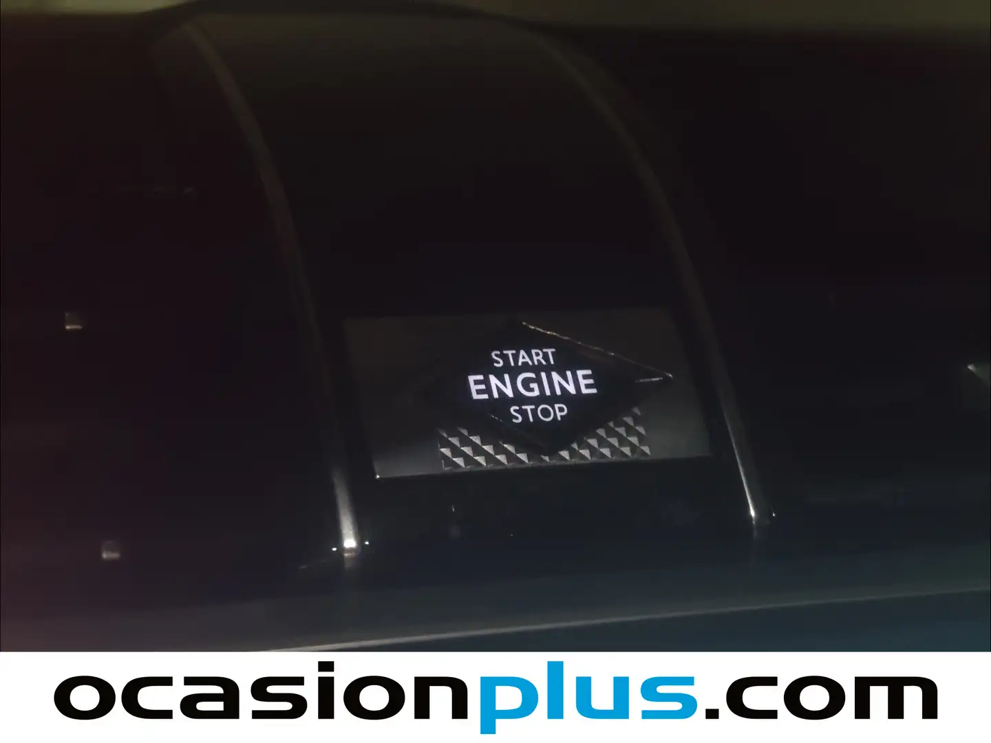 Foto DS DS 7 Crossback DS DS7 Crossback E-Tense 300 Performance Line+ 4WD Auto (300 CV)