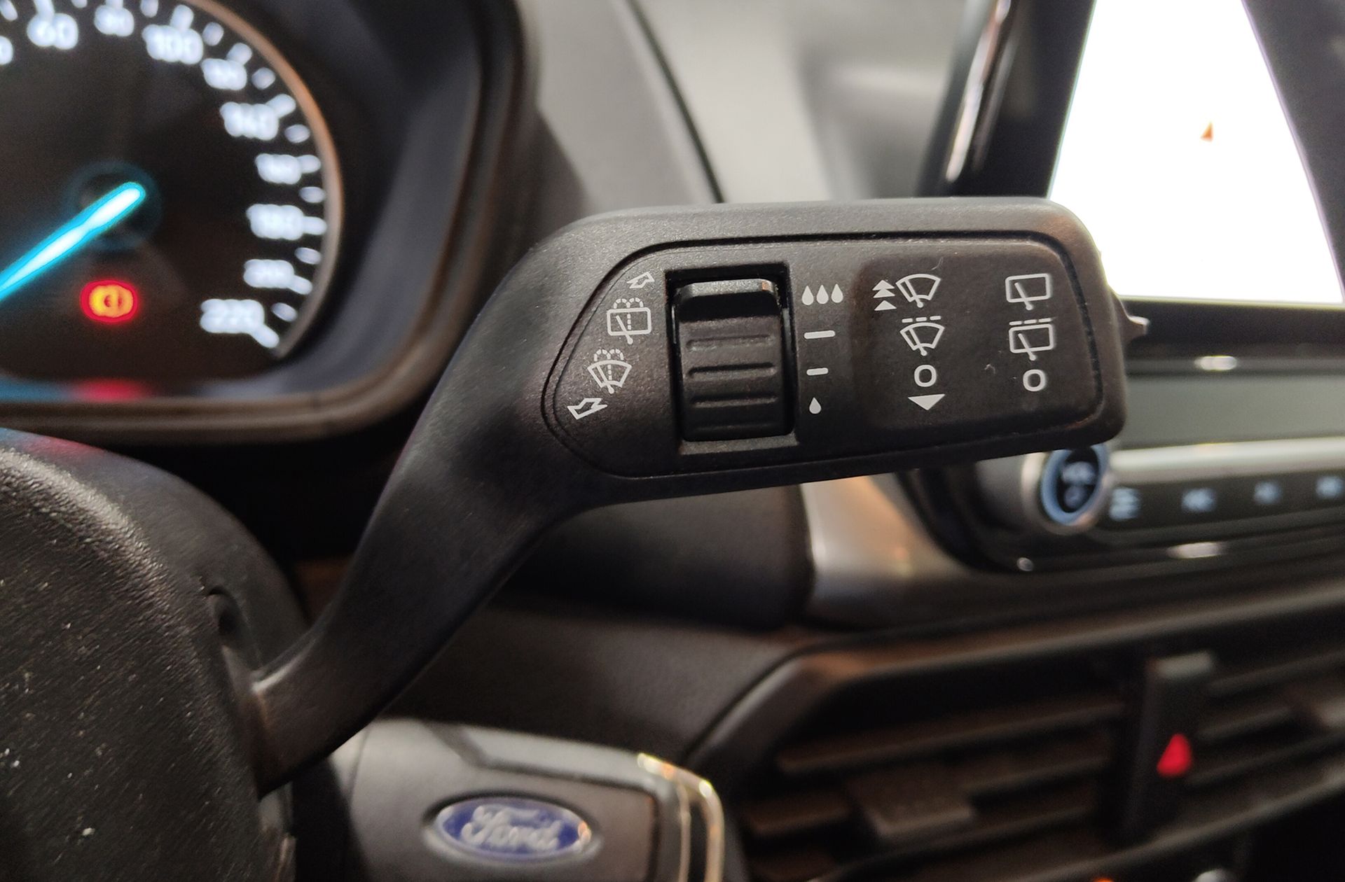 Ford EcoSport 1.0L EcoBoost Trend+ - foto 26