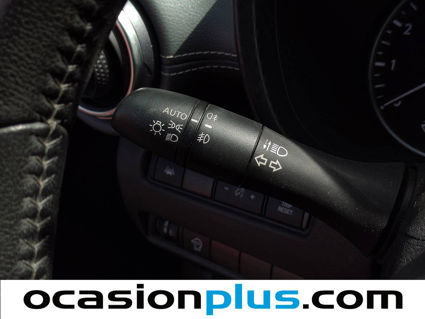 Extras y acabados del Nissan JUKE Nissan Juke DIG-T N-Connecta 4x2 DCT (117 CV)