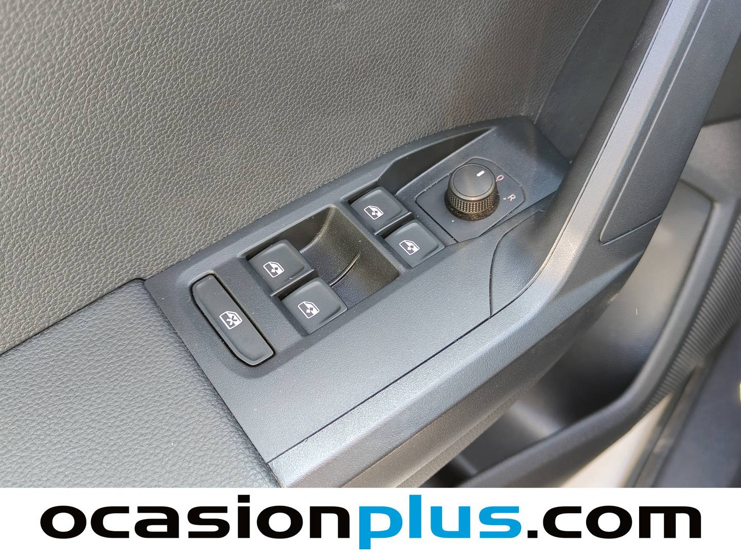 Seat Ibiza Seat Ibiza 1.0 MPI Reference XL  (80 CV) gasolina