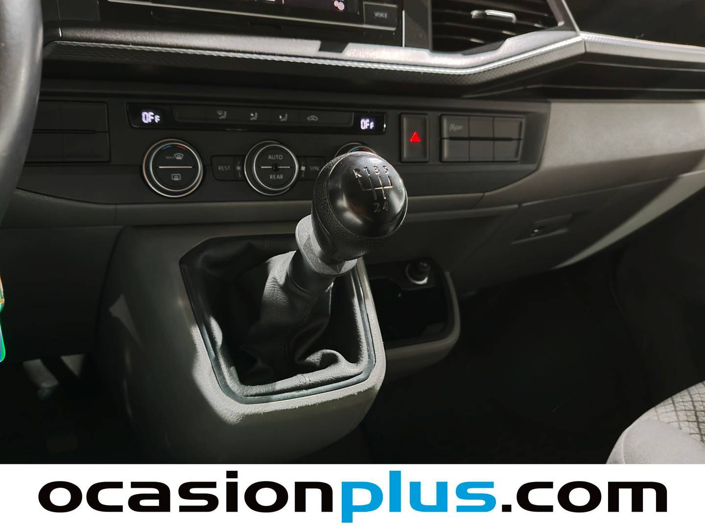 Volkswagen Caravelle Volkswagen Caravelle Origin Batalla Corta 2.0 TDI BMT (110 CV) Camperizada de segunda mano