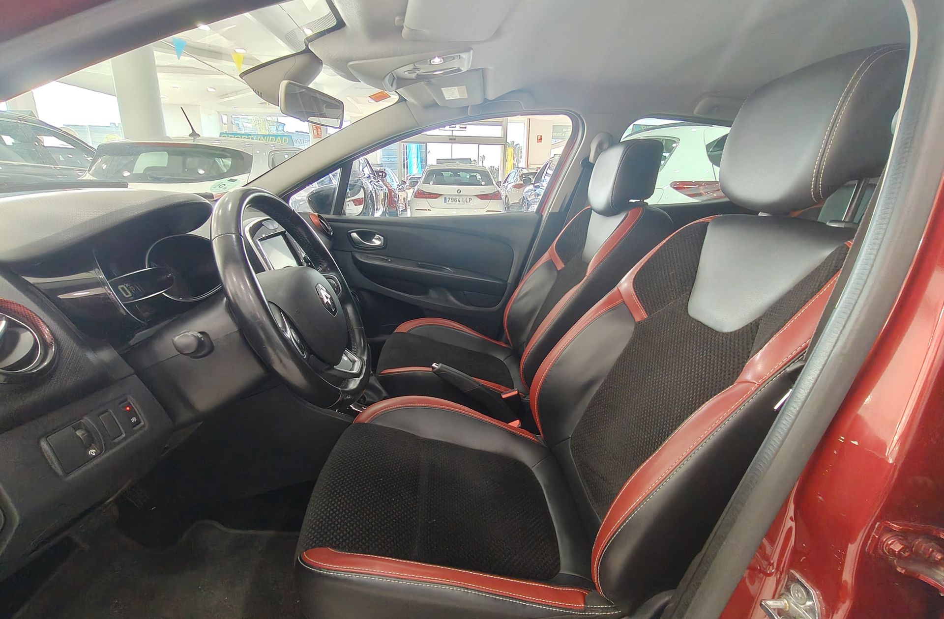 Renault Clio dCi 90 Wolfnoir Energy EDC - foto 9