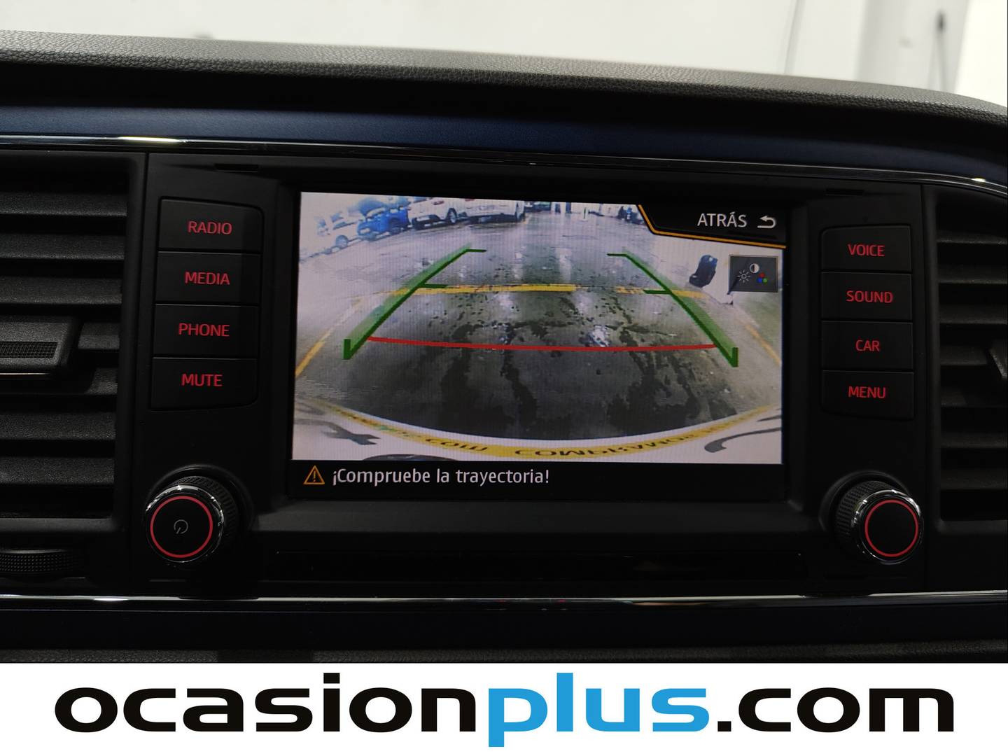 Equipamiento del Seat León Seat León 1.6 TDI St&Sp Style Connect Plus DSG (110 CV)