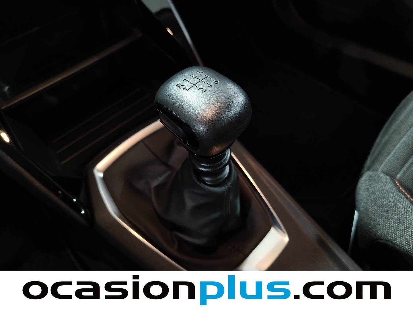 Foto Peugeot 2008 Peugeot 2008 Puretech 100 S&S Active Pack  (100 CV)