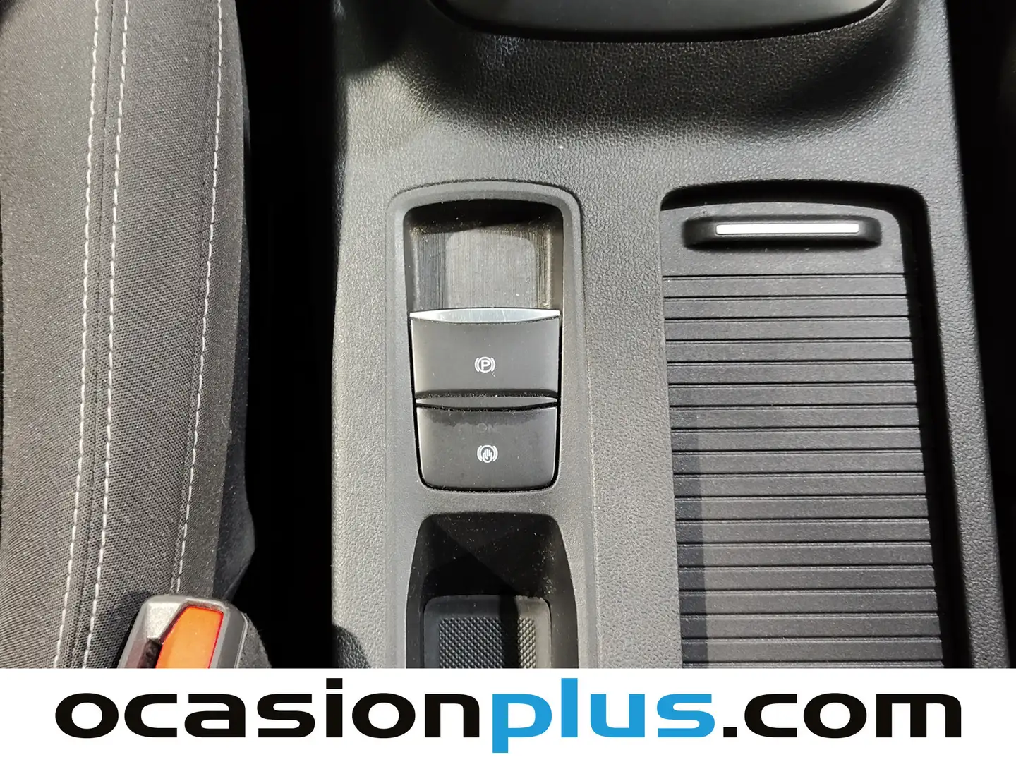 Foto Ford Kuga Ford Kuga 1.5 EcoBlue Trend (120 CV)