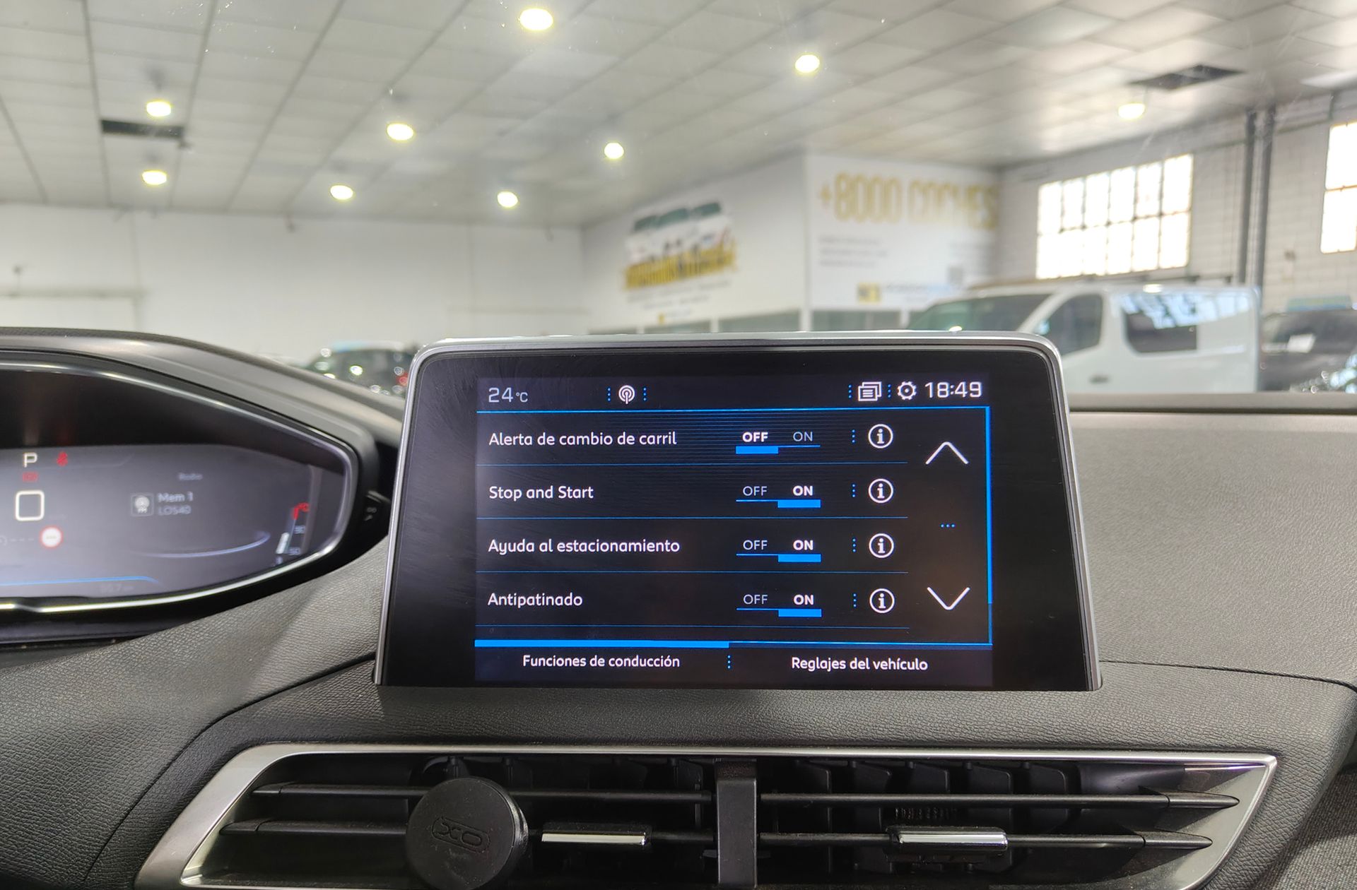 Peugeot 5008 PureTech 130 Allure EAT8 7 plazas - foto 31