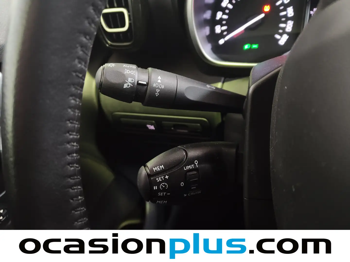 Foto Citroën C3 Aircross Citroen C3 Aircross PureTech 130 Shine Pack EAT6  (131 CV)