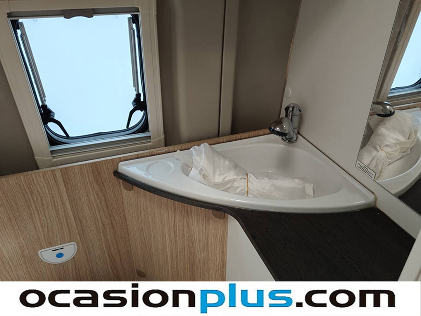 Foto Fiat Capron Sunlight Fiat Capron Sunlight CVE 601 (140 CV)