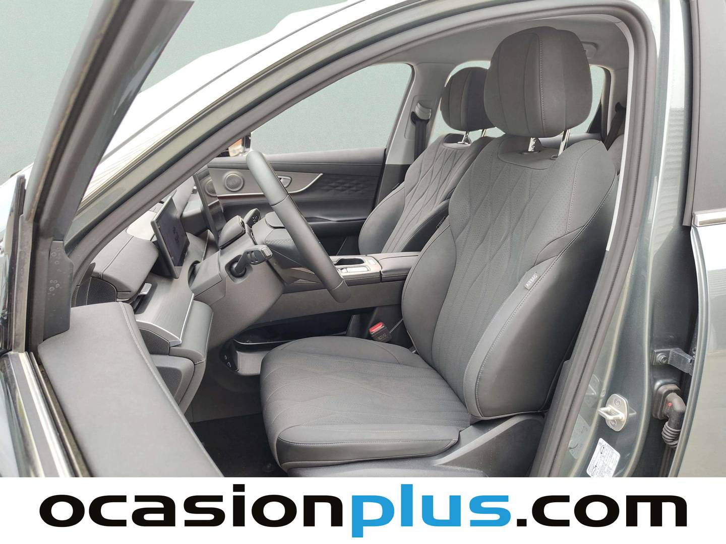 EBRO S800 EBRO S800 1.6 TGDI Premium DCT (147 CV) 7 Plazas automático