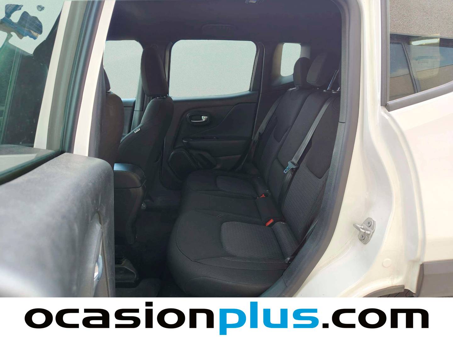 Foto asientos traseros Jeep Renegade Jeep Renegade 1.3G 80 Aniversario 4x2 DCT (150 CV)