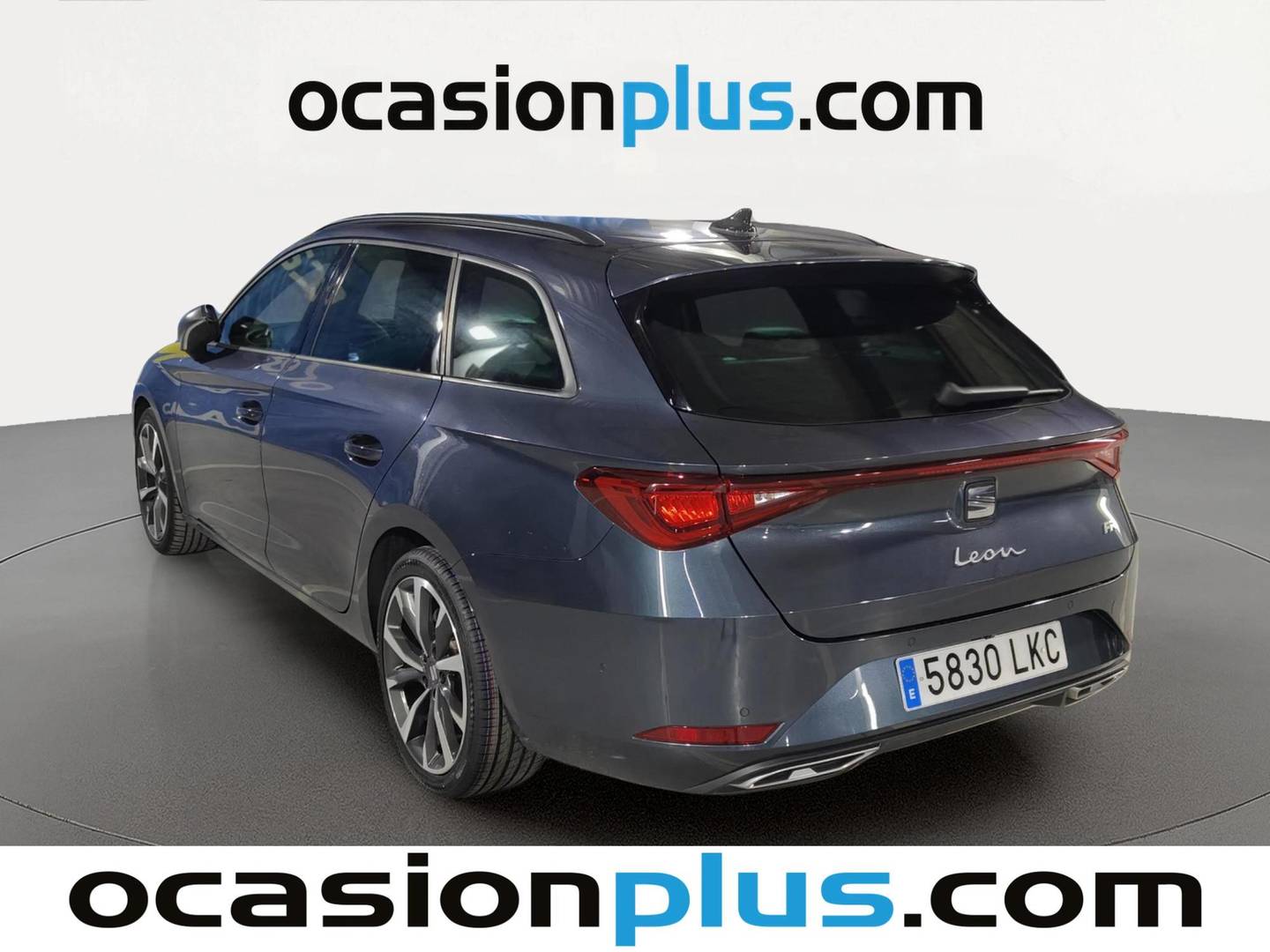 Foto trasera Seat León Seat León ST 1.5 TSI S&S FR Go L (150 CV) izquierda