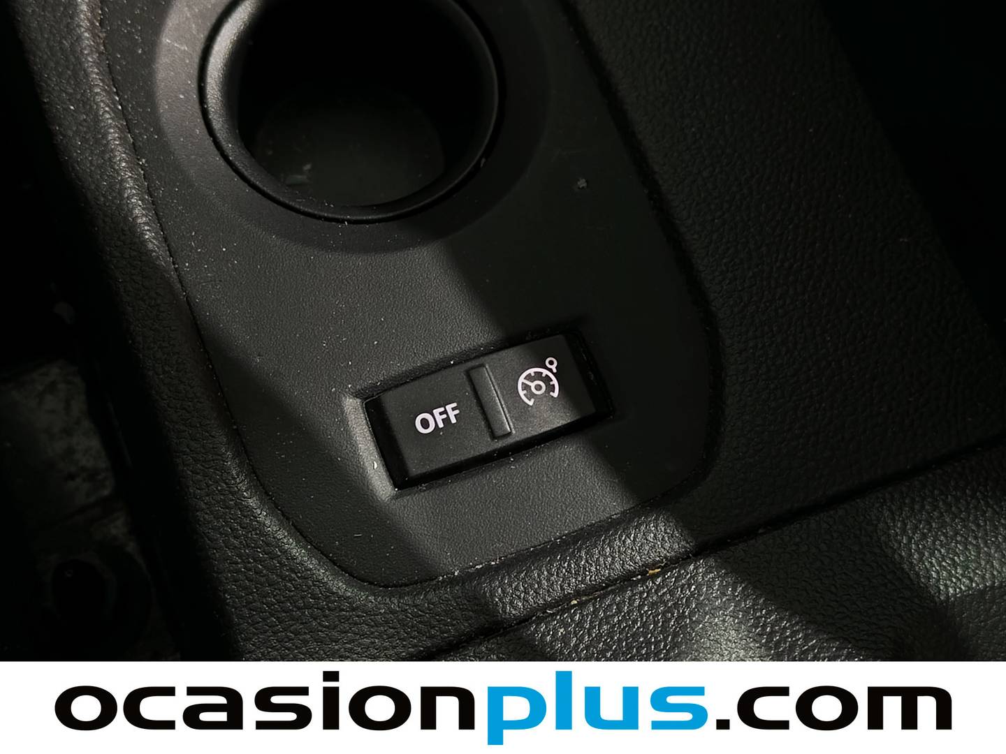Equipamiento del Dacia Duster Dacia Duster Essential TCE (100 CV) 4X2