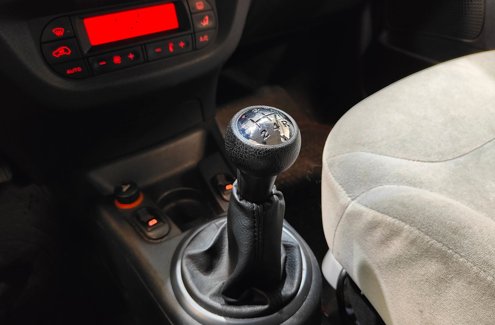 Citroën C3 1.4 HDi Exclusive - foto 5