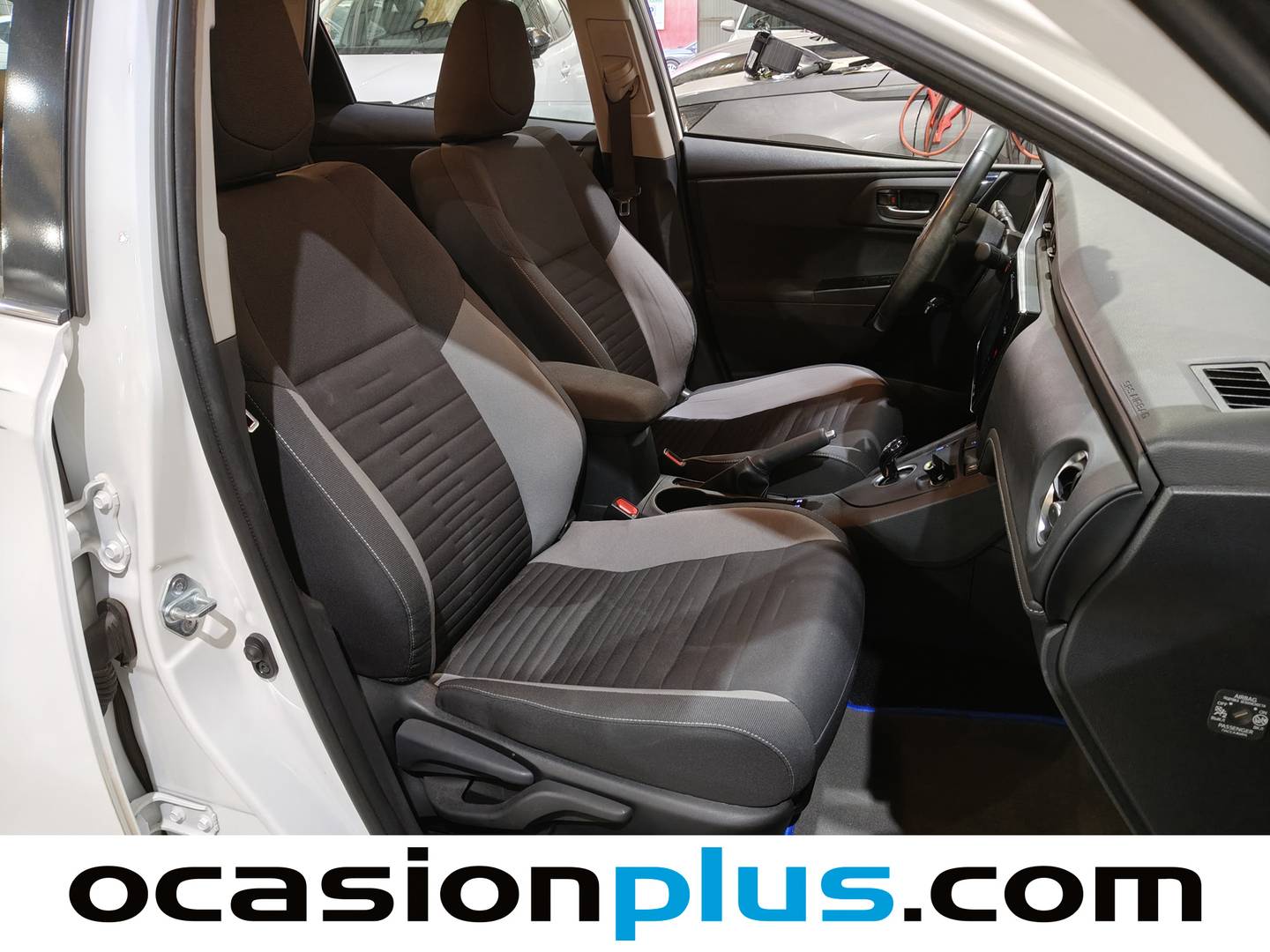 Toyota Auris Toyota Auris 1.8 Hybrid Active (136 CV) km 0