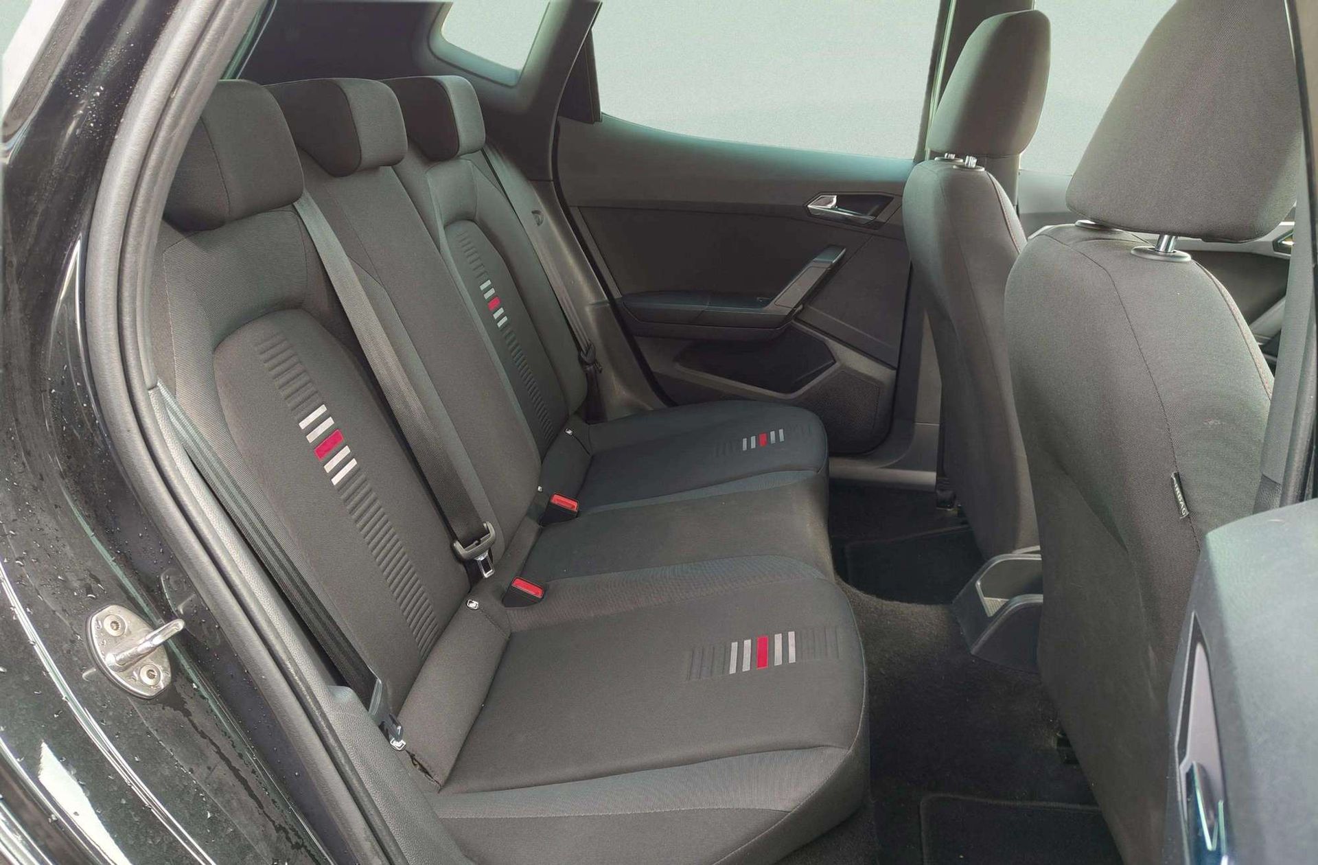 SEAT Arona 1.0 TSI Ecomotive FR DSG - foto 22