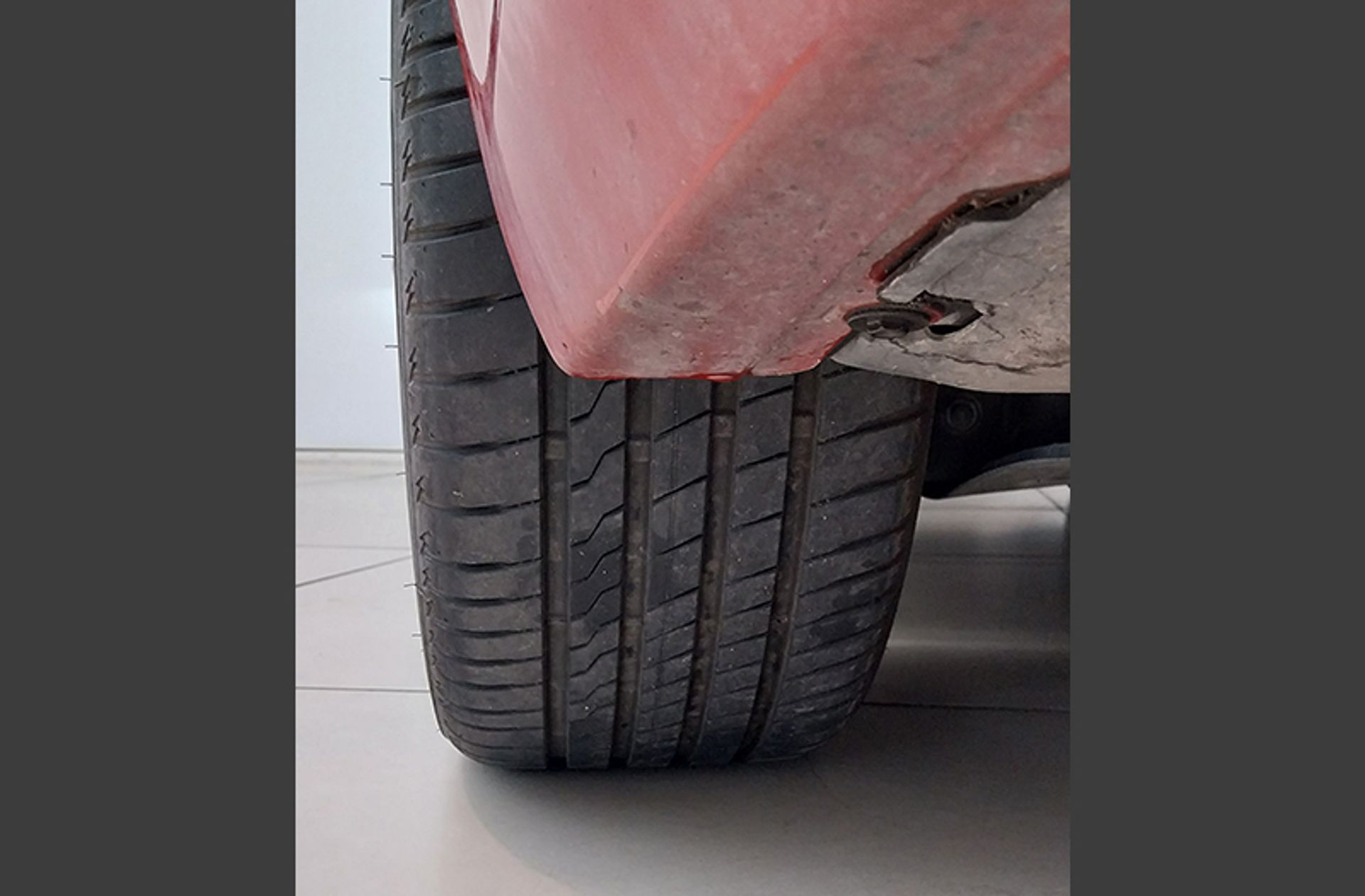 BMW Serie 3 330d xDrive Touring 4x4 - foto 38