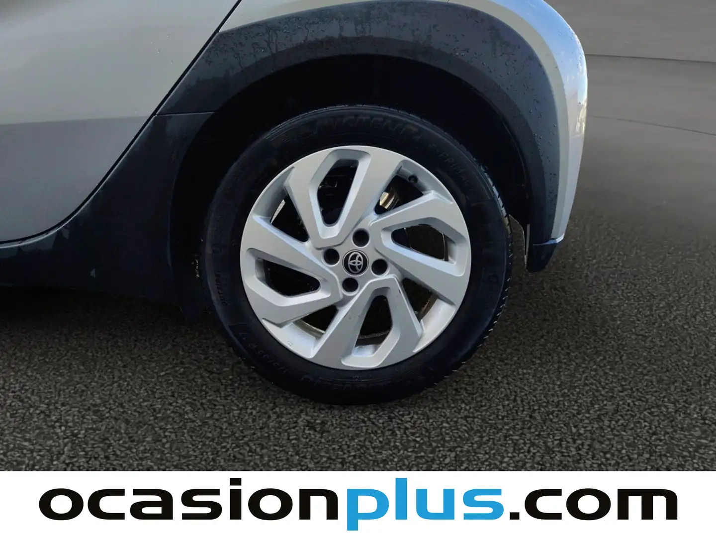 Foto Toyota Aygo X Cross Toyota Aygo X Cross 1.0 VVT-I Play (72 CV)