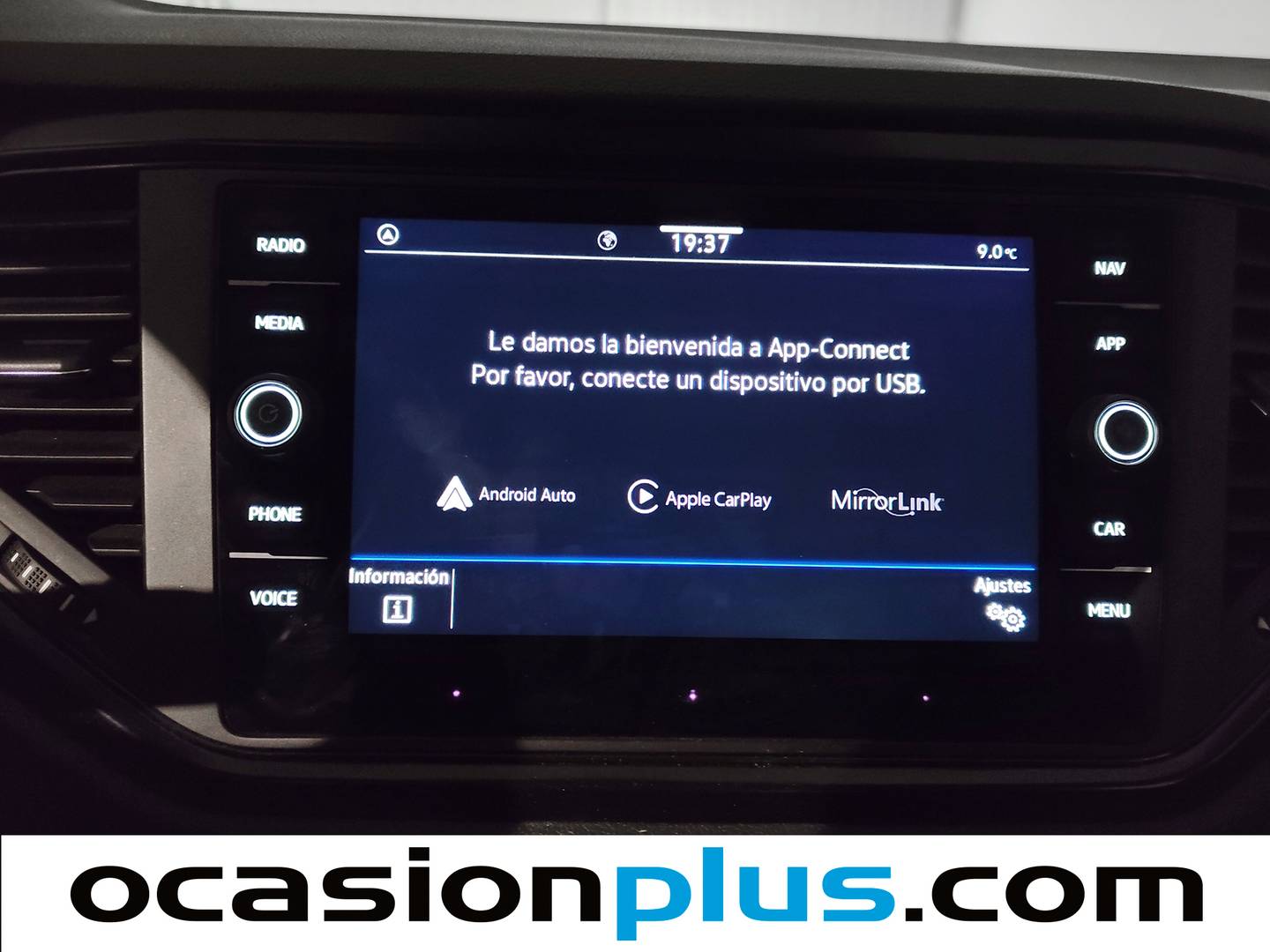 Foto Volkswagen T-Roc Volkswagen T-Roc Edition 1.6 TDI (115 CV)