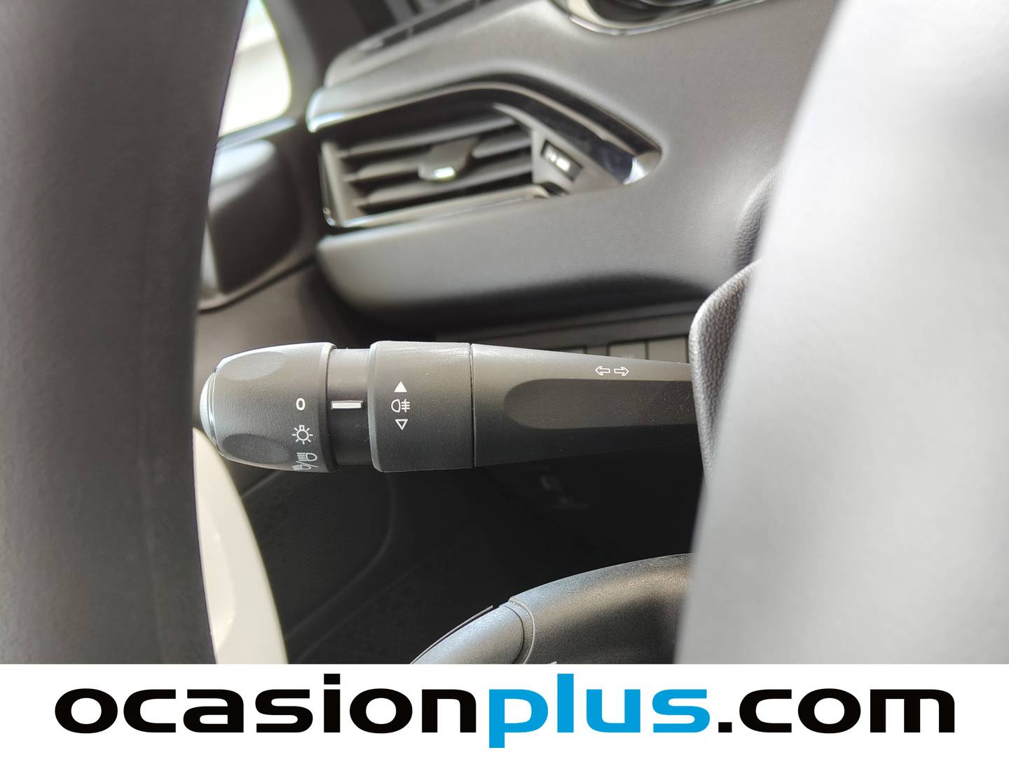 Peugeot 208 Peugeot 208 1.0 PureTech Like (68 CV) seminuevo