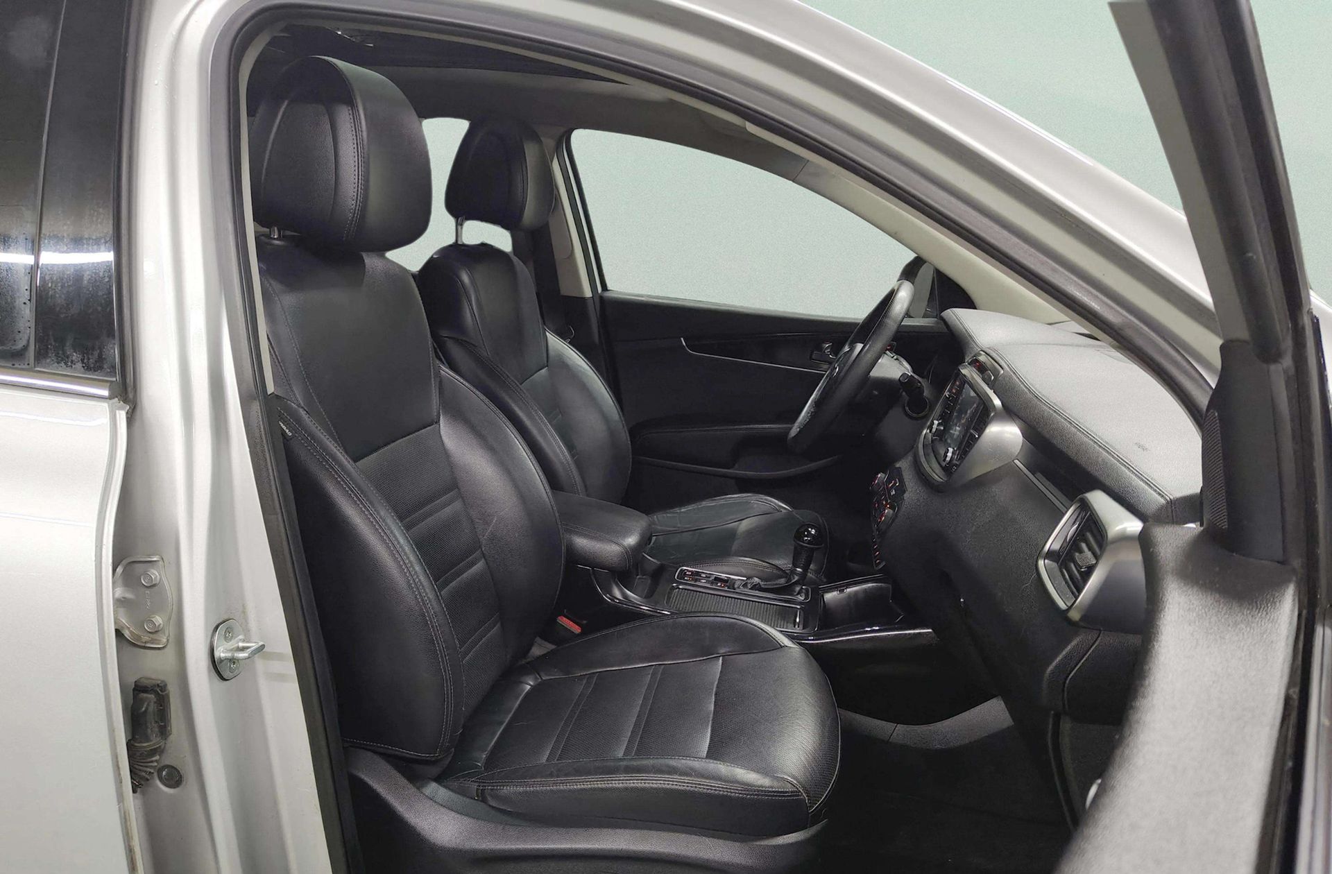 Kia Sorento 2.2 CRDi Emotion 4x4 (Pack Luxury) 7 plazas - foto 16