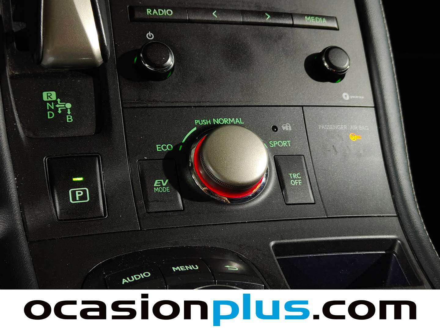 Paquetes del Lexus CT Lexus CT 200h Business (136 CV)