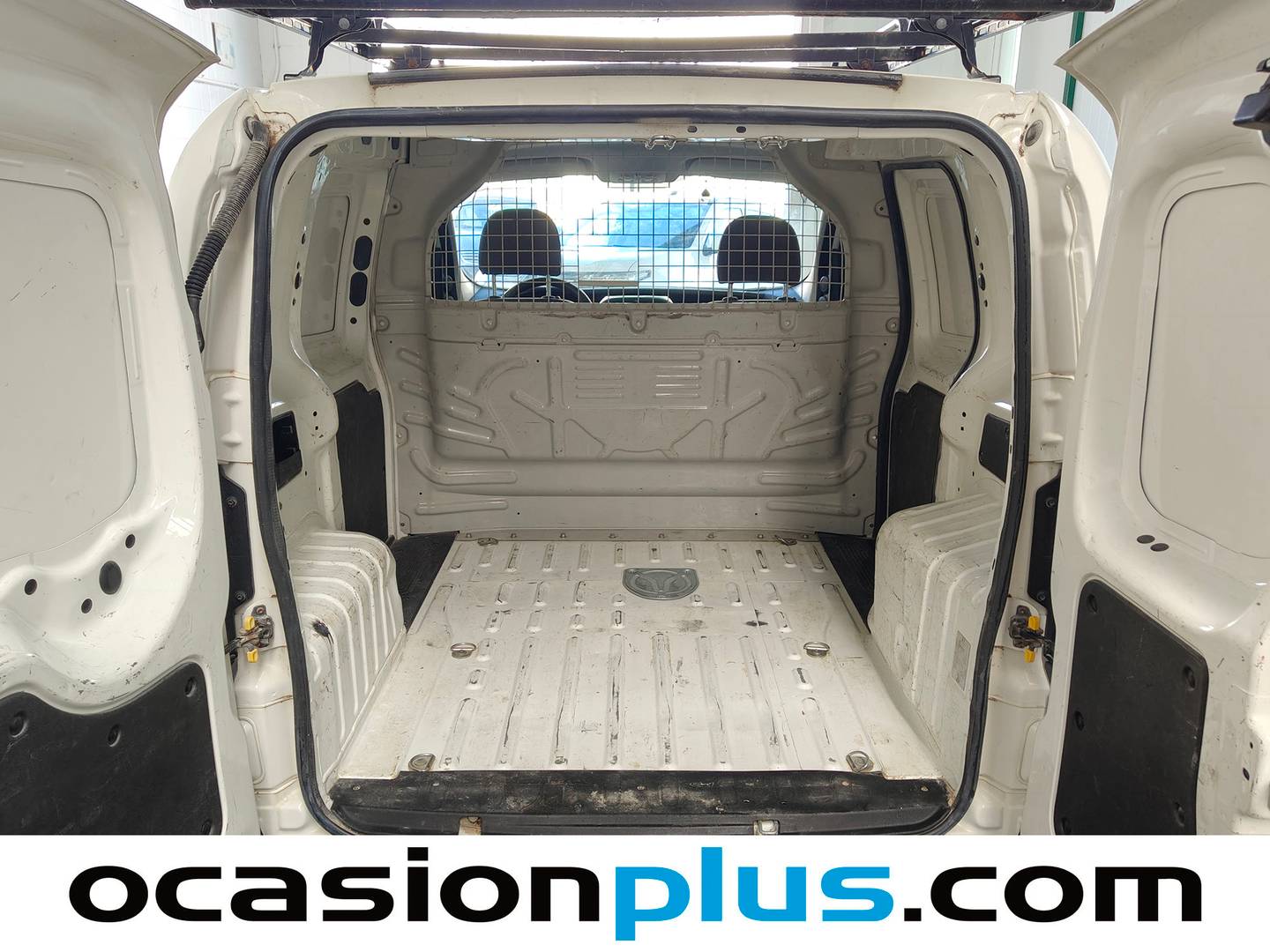 Foto asientos traseros Peugeot Bipper Peugeot Bipper Furgon 1.3 HDI (75 CV)