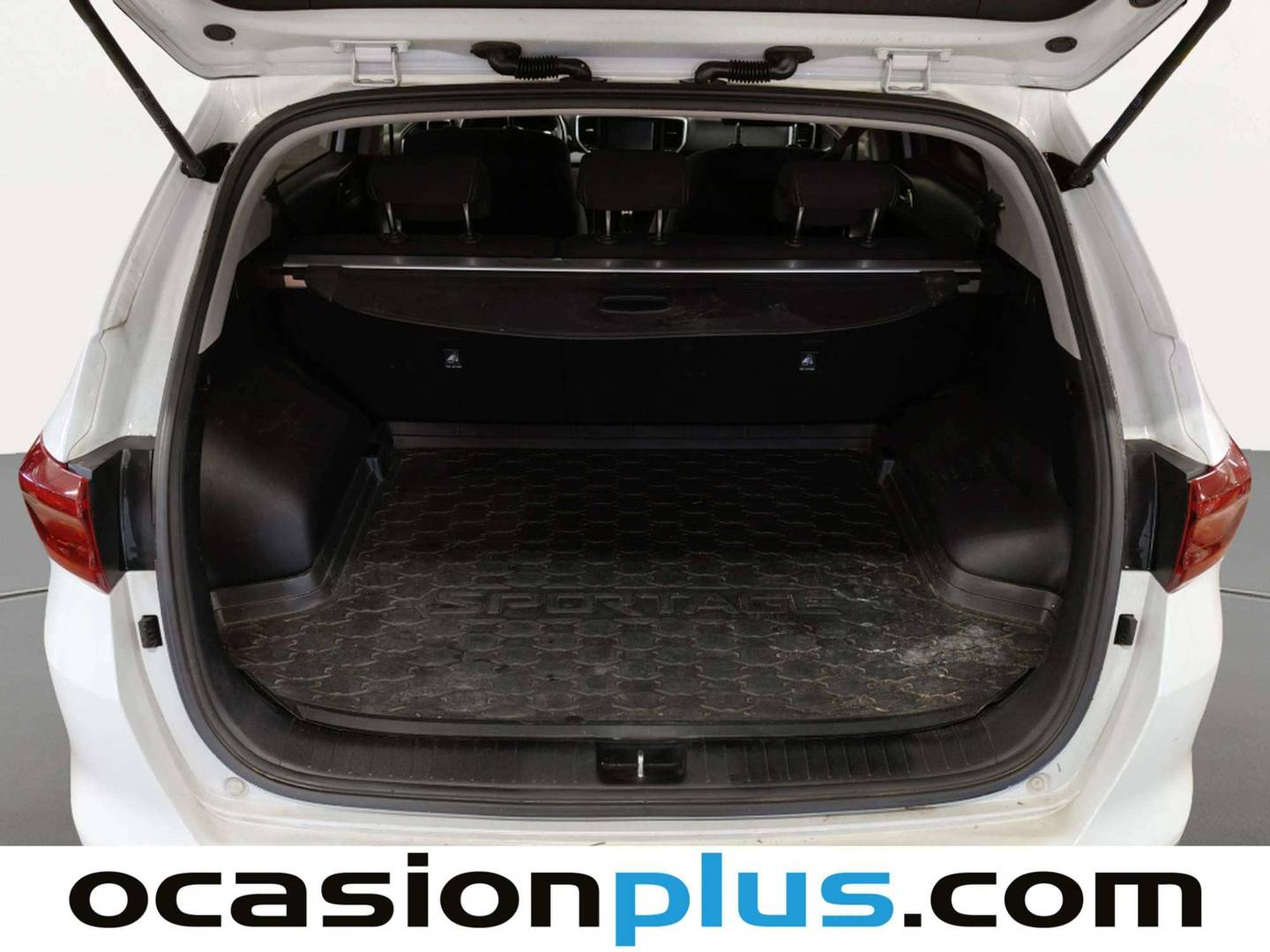 Fotos maletero KIA Sportage KIA Sportage 1.6 MHEV Concept 4x2 (115 CV)
