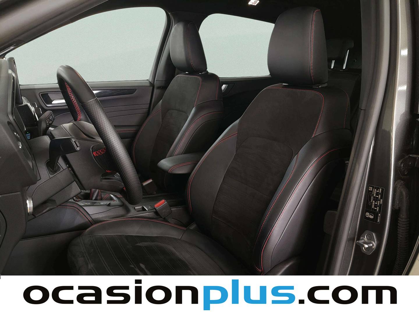 Foto asientos delanteros Ford Kuga Ford Kuga 1.5T EcoBoost ST-Line X 4x2 (150 CV)