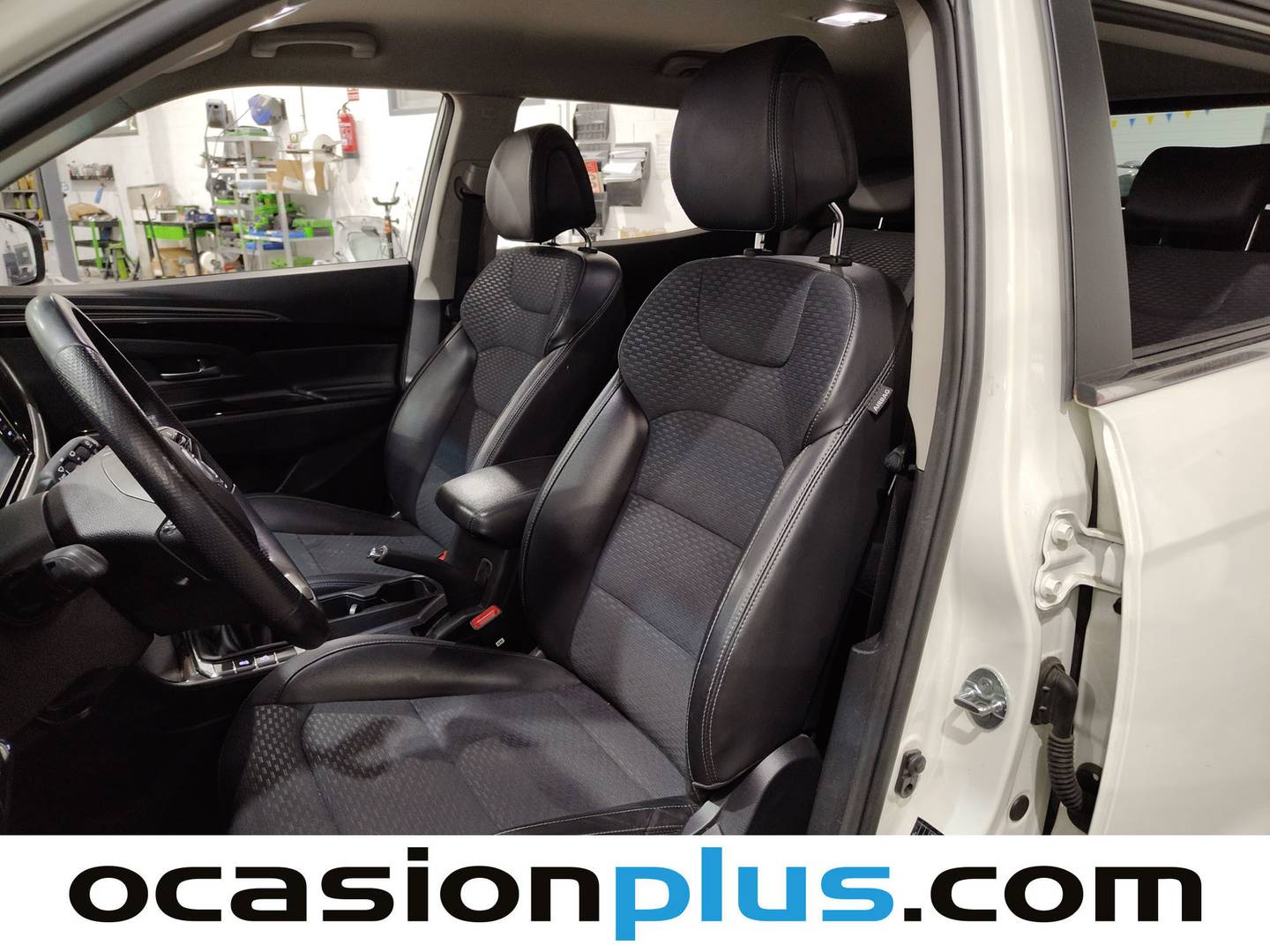 Foto asientos delanteros SsangYong Korando SsangYong Korando G15T Urban Plus (149 CV)