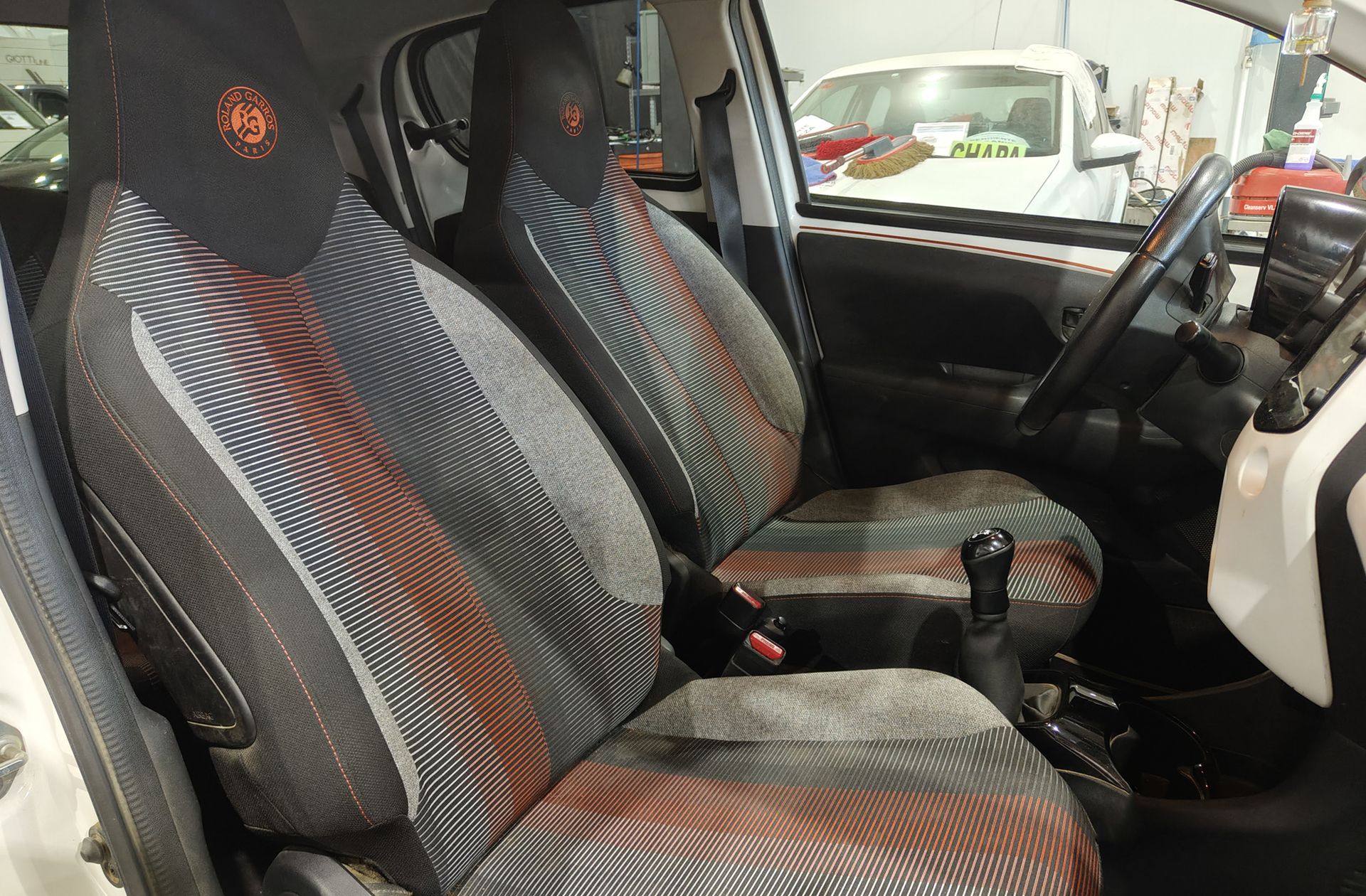 Peugeot 108 1.2 PureTech Roland Garros TOP! - foto 16