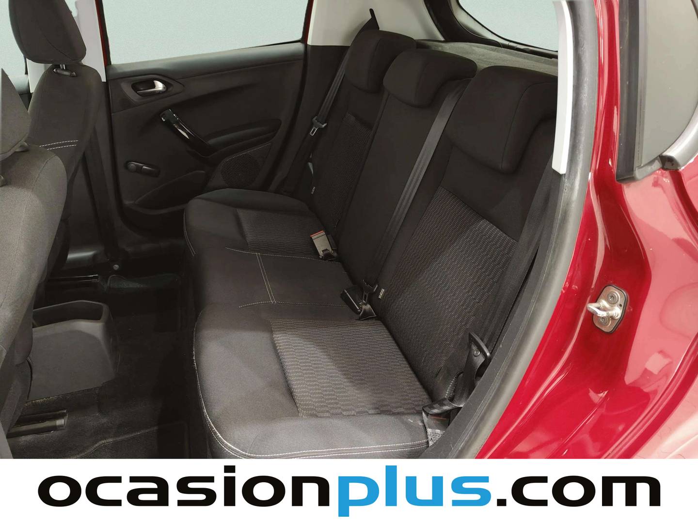 Foto asientos traseros Peugeot 208 Peugeot 208 1.2 PureTech Active (82 CV)