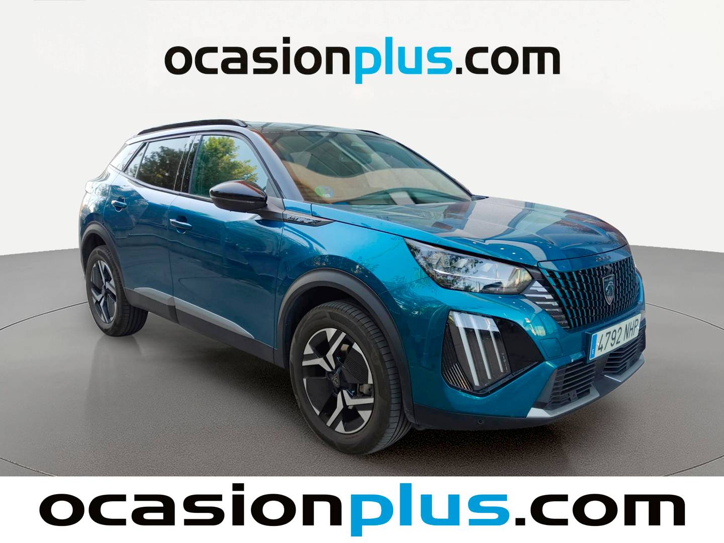 Foto delantera Peugeot 2008 Peugeot 2008 GT Hybrid eDCS6 (145 CV) derecha