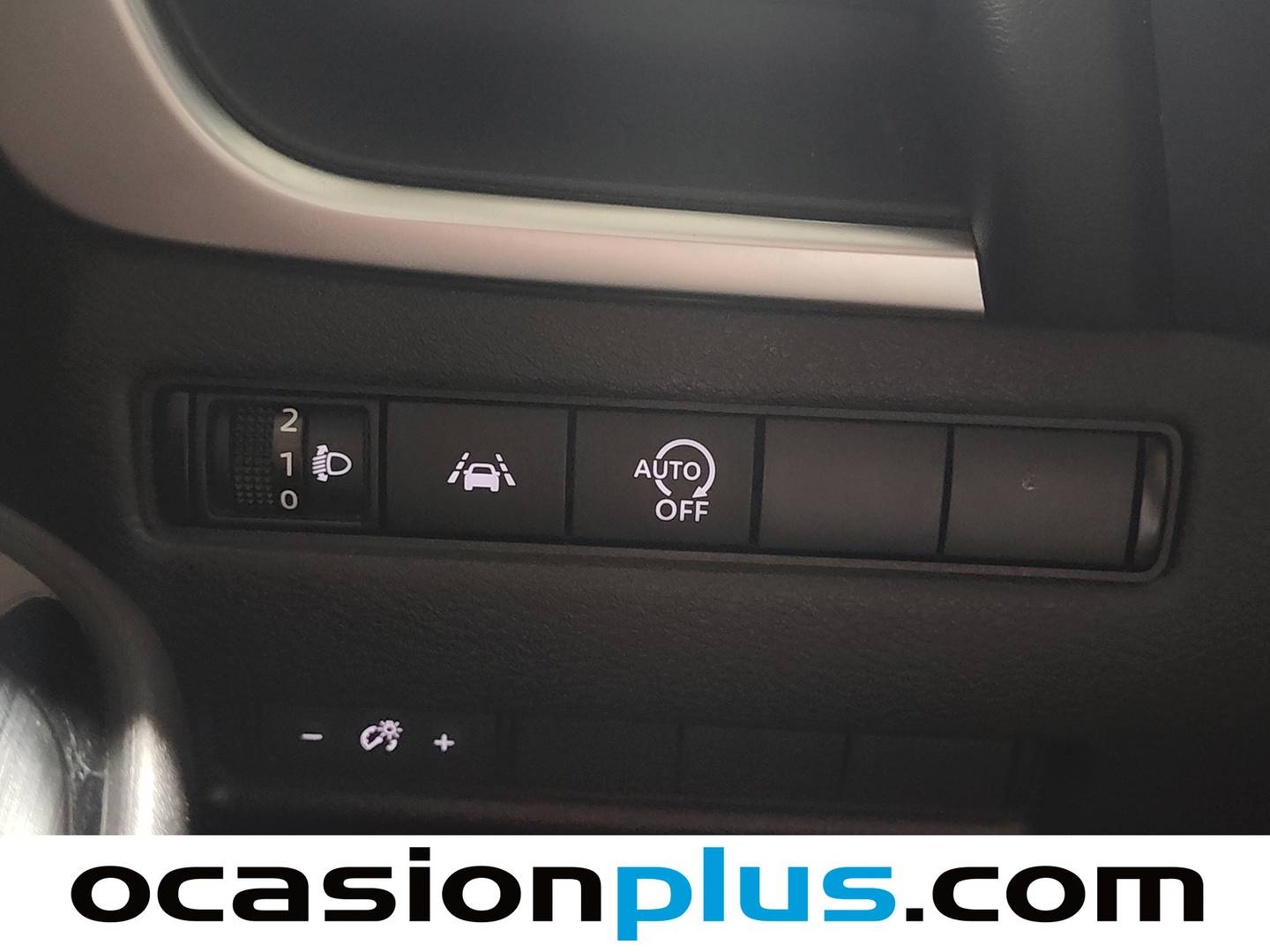 Equipamiento del Nissan QASHQAI Nissan Qashqai DIG-T 158 mHEV Acenta Xtronic (158 CV)