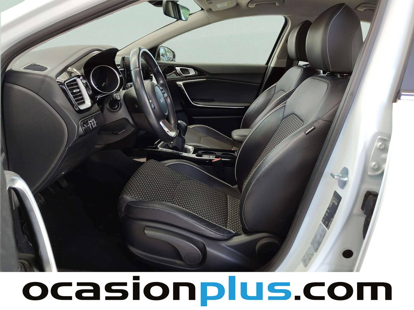 Foto asientos delanteros KIA XCeed KIA XCeed 1.5 MHEV iMT Tech 118 (160 CV)