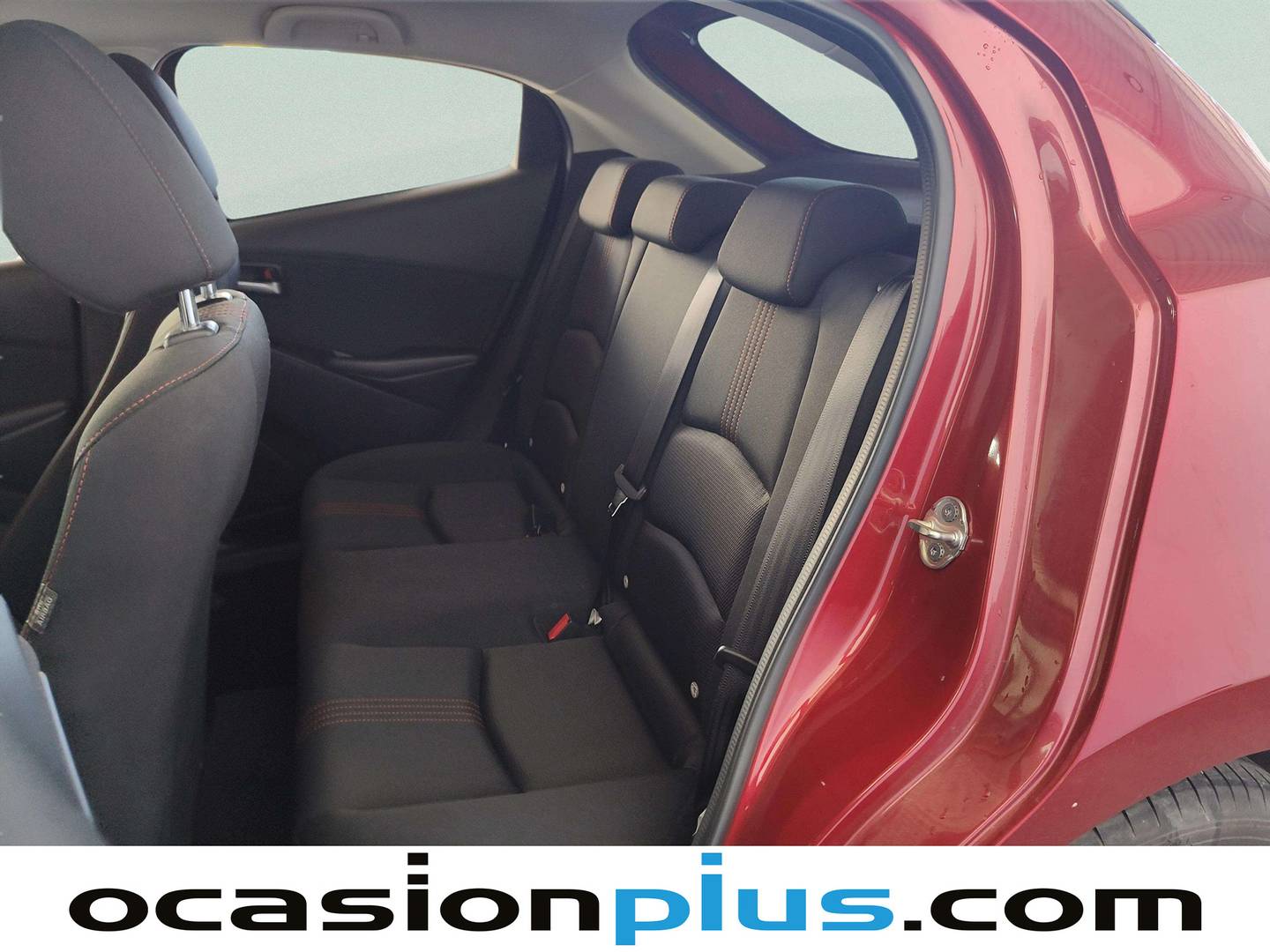 Foto asientos traseros Mazda Mazda2 Mazda Mazda 2 e-SKYACTIV G Homura (90 CV)