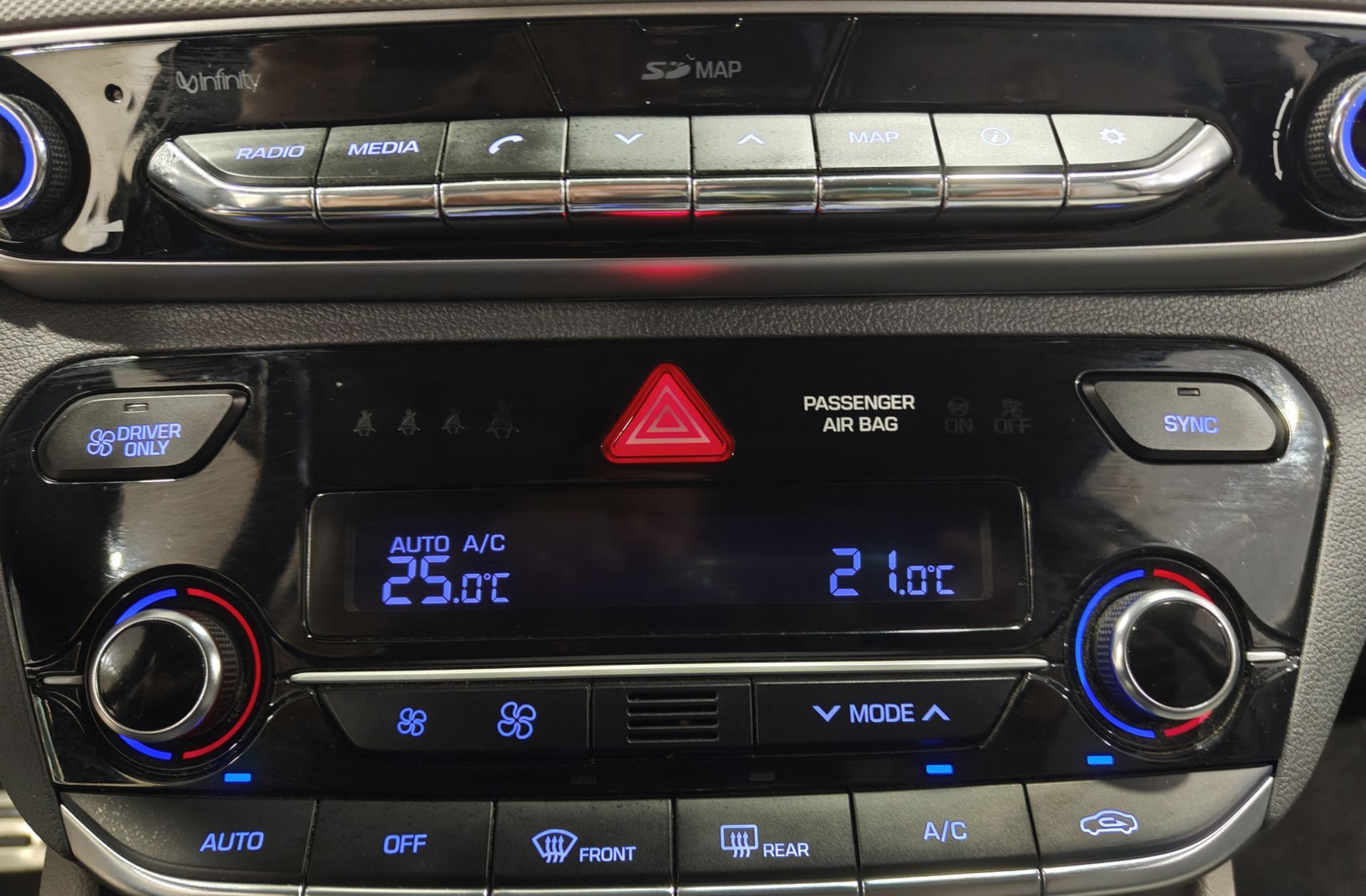 Hyundai Ioniq 1.6 GDI HEV Style DCT - foto 33