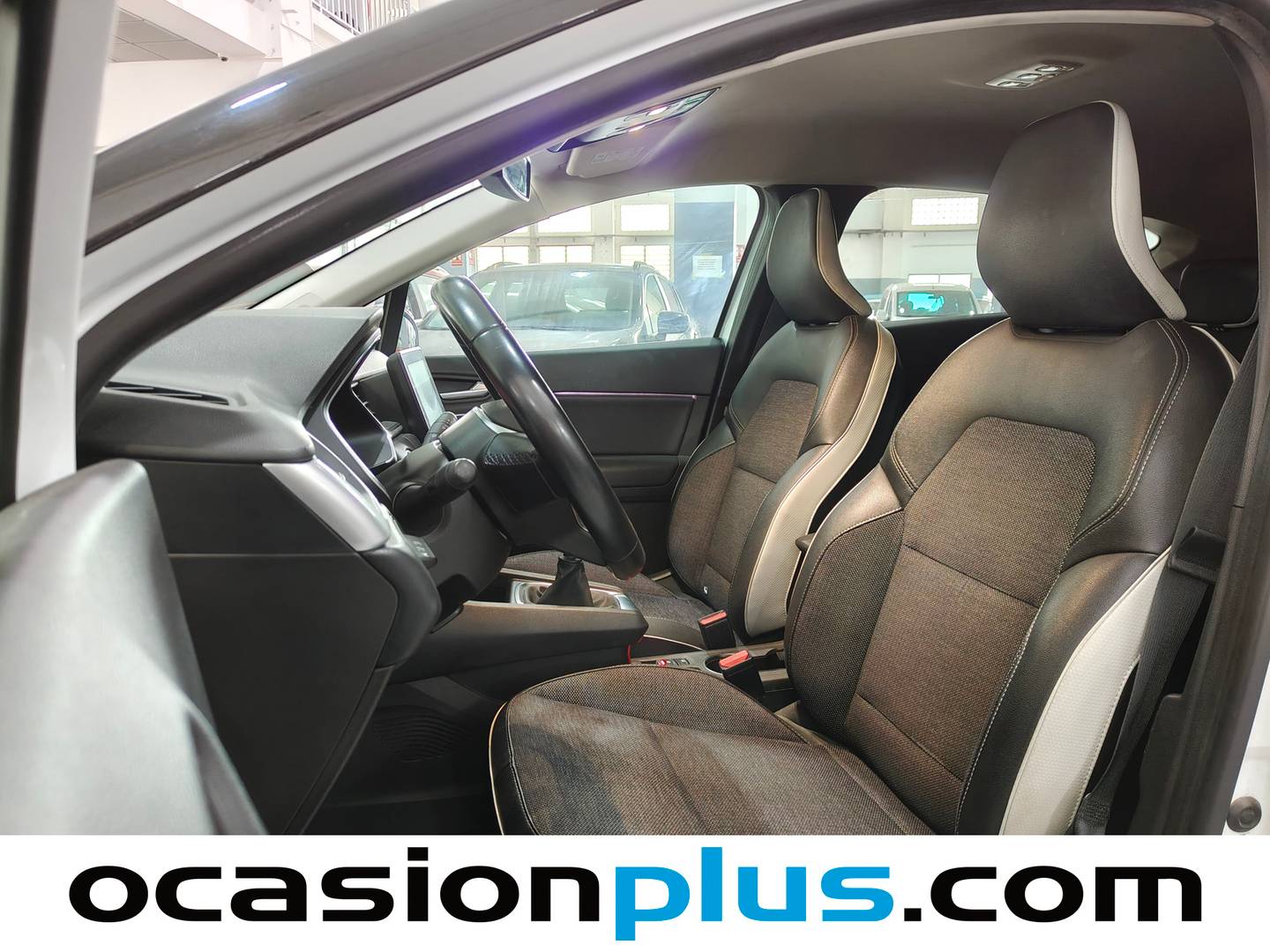 Foto asientos delanteros Renault Captur Renault Captur Techno TCe (90 CV)