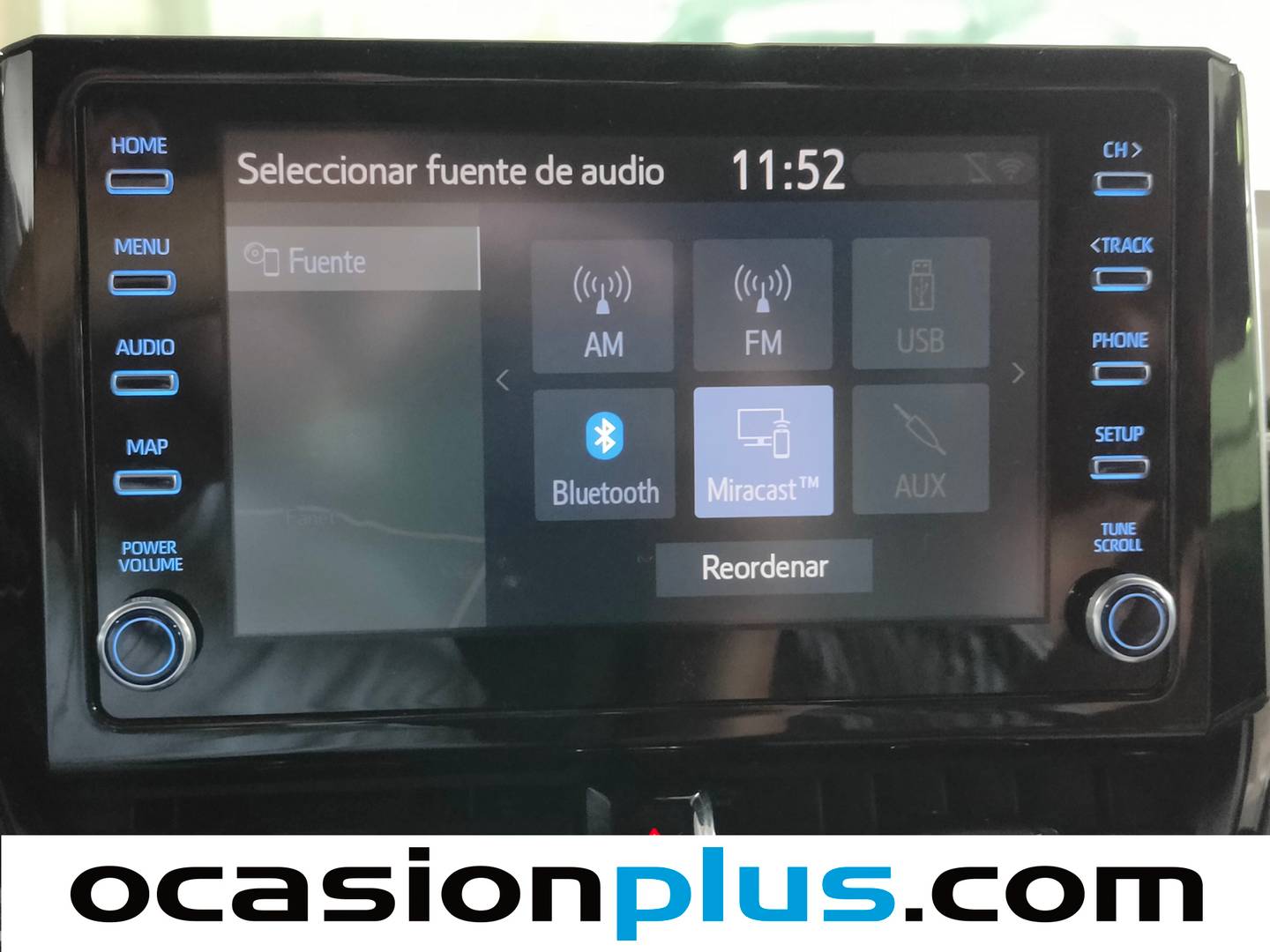 Equipamiento del Toyota Corolla Toyota Corolla 1.8 125 Híbrido Active Tech E-CVT (122 CV)