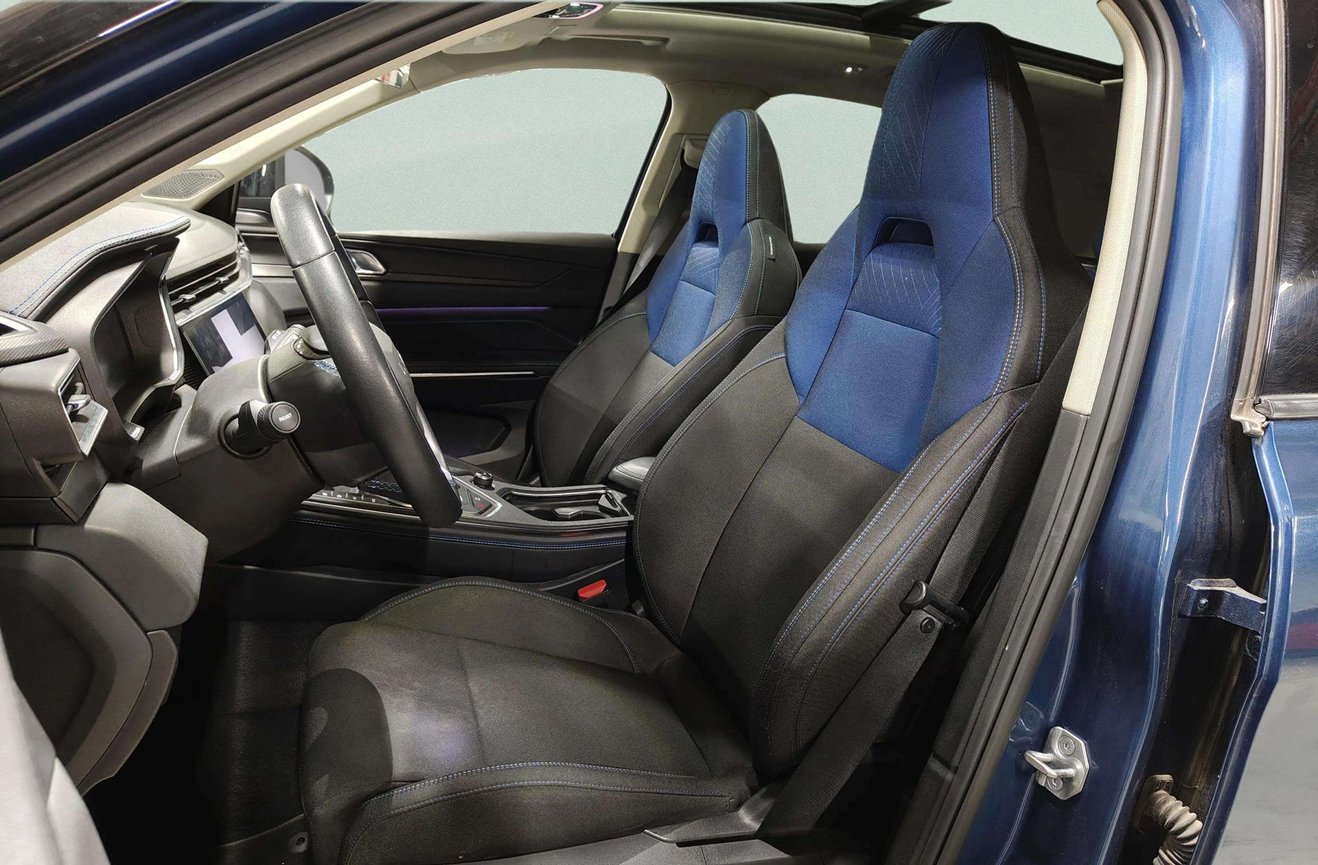 Lynk & Co 01 1.5 PHEV - foto 13