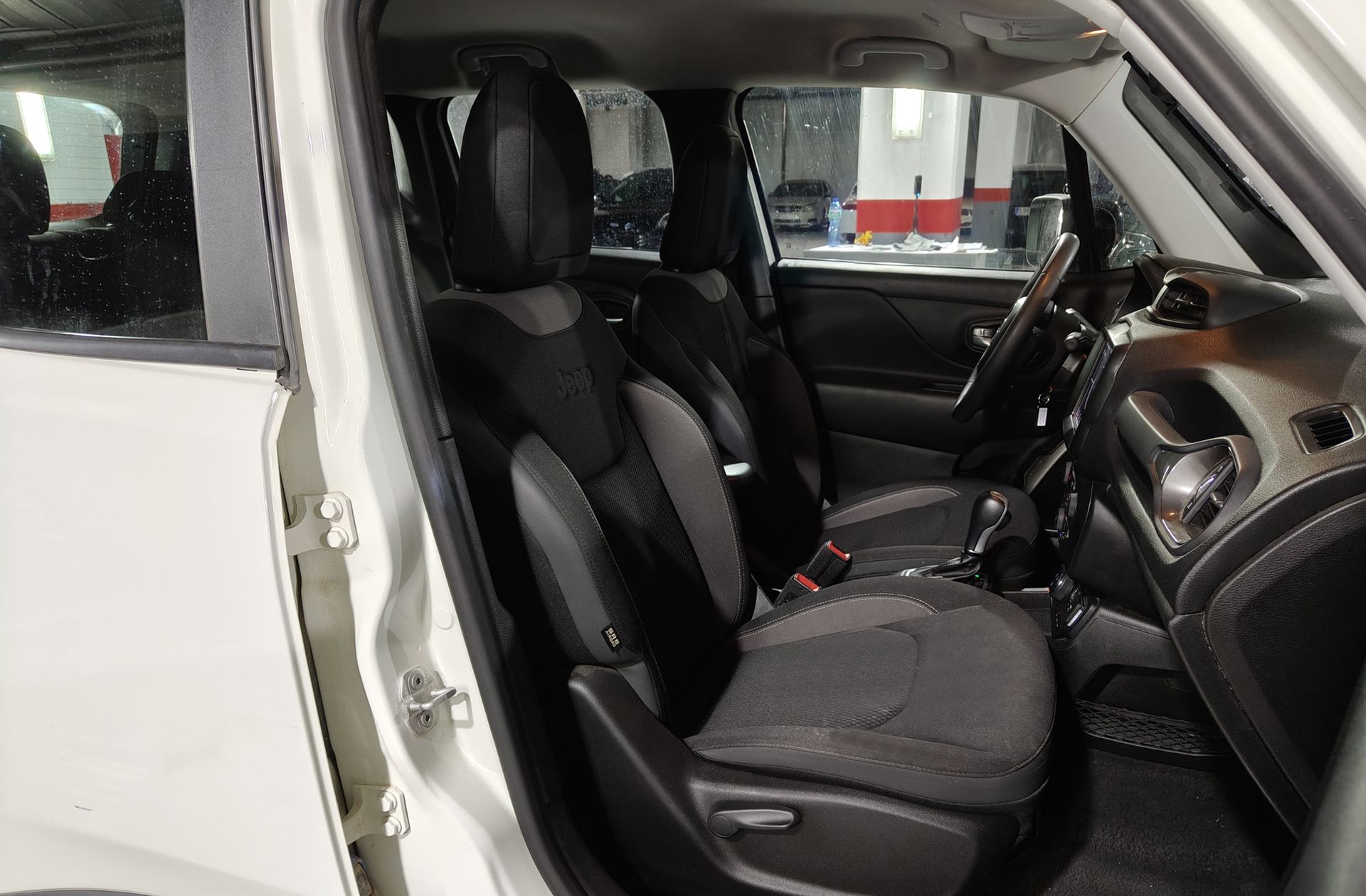 Jeep Renegade 1.3 PHEV 4xe Limited - foto 13
