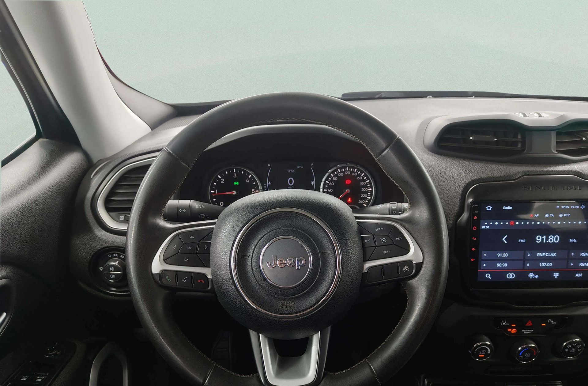Jeep Renegade 1.6 MultiJet Longitude 4x2 E6 - foto 21