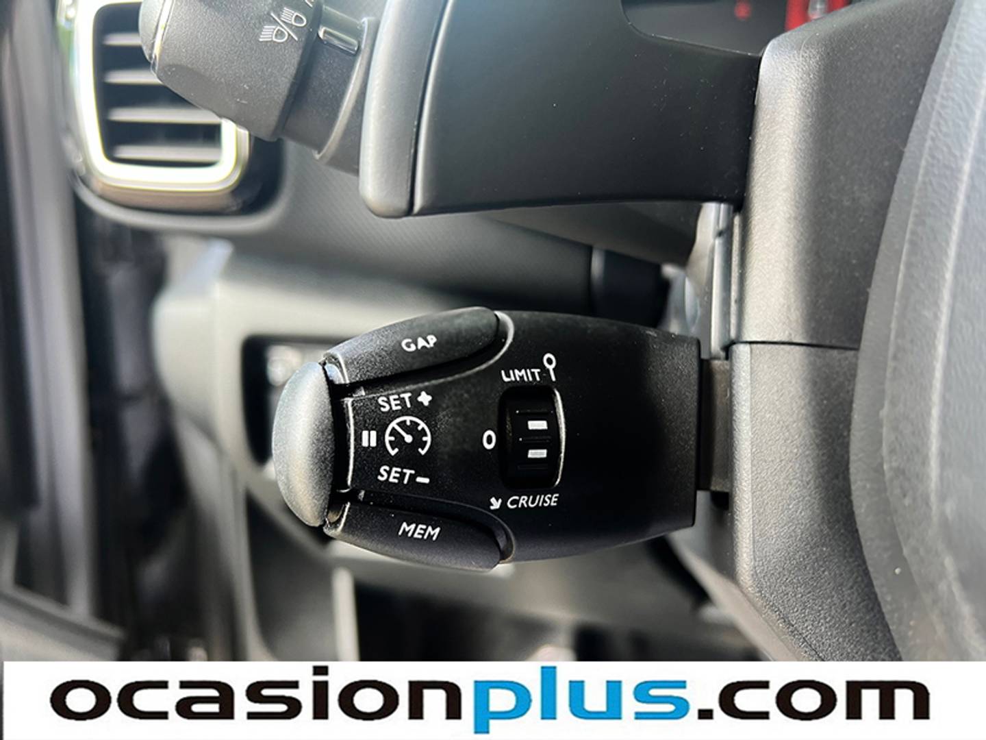 Foto Citroën C5 Aircross Citroen C5 Aircross PureTech 130 S&S Shine Pack EAT8 (131 CV)