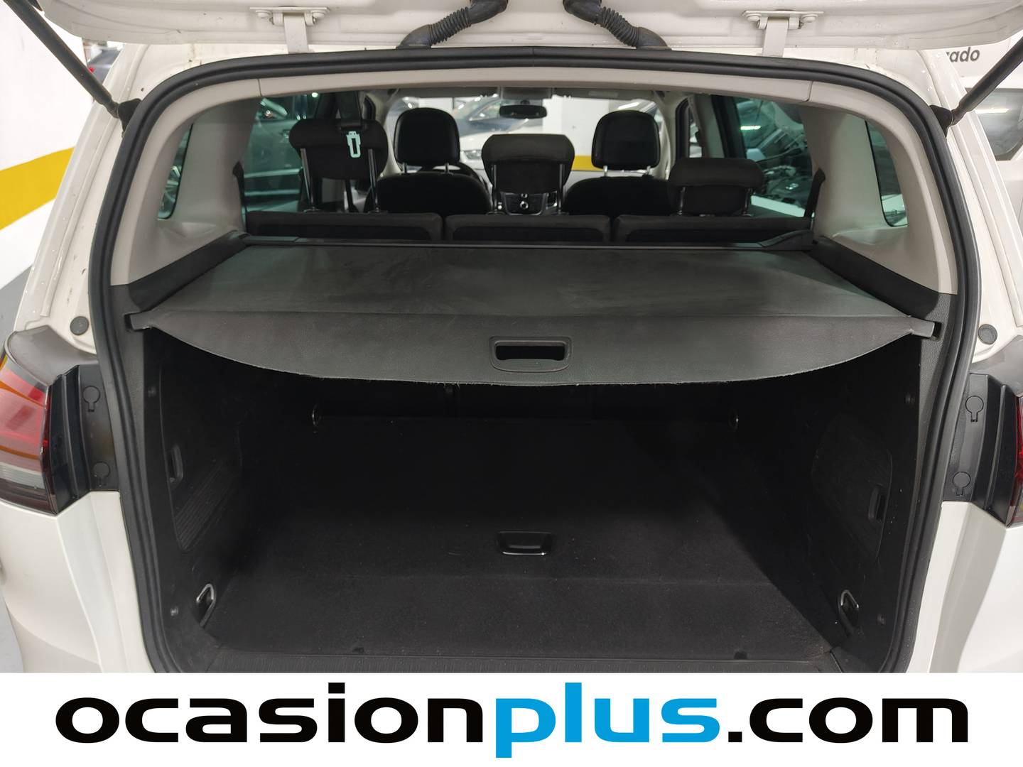 Foto Opel Zafira Tourer Opel Zafira Tourer 1.4 Turbo GLP Selective  (140 CV)