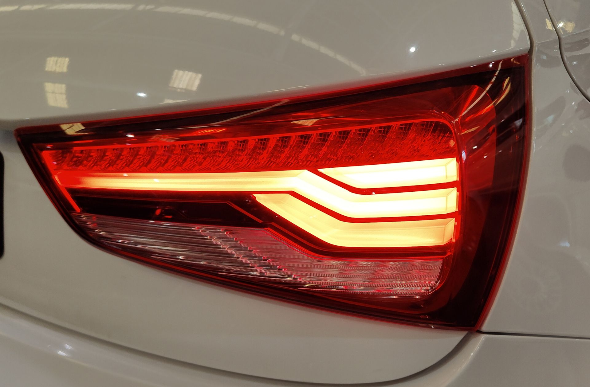 Audi A1 Sportback Attraction 1.6 TDI - foto 14