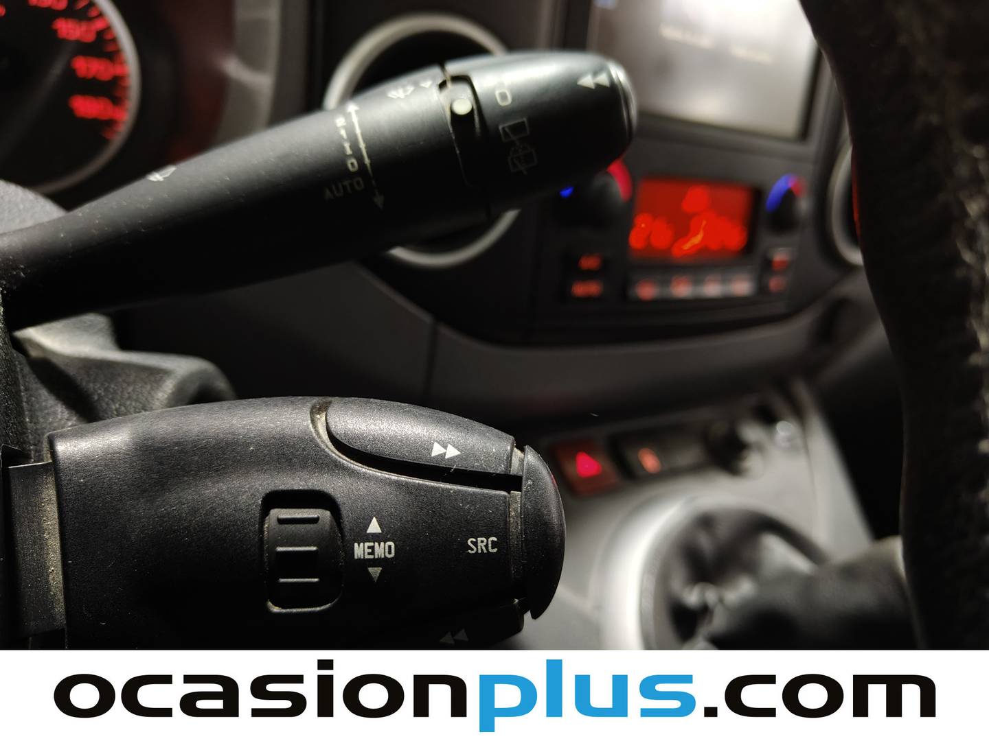 Foto Peugeot Partner Peugeot Partner Tepee BlueHDi 100 Outdoor (100 CV)